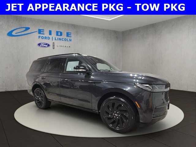 2025 Lincoln Navigator Reserve's photo