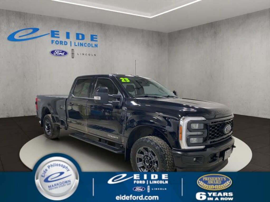 Used 2023 Ford F-250SD Lariat Truck
