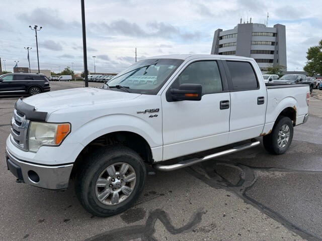 2009 Ford F-150 XLT photo 2