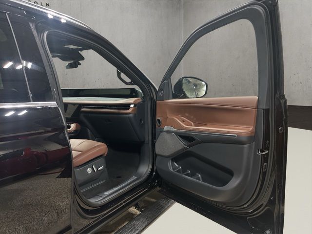 2026 Lincoln Navigator Reserve L - Photo 18