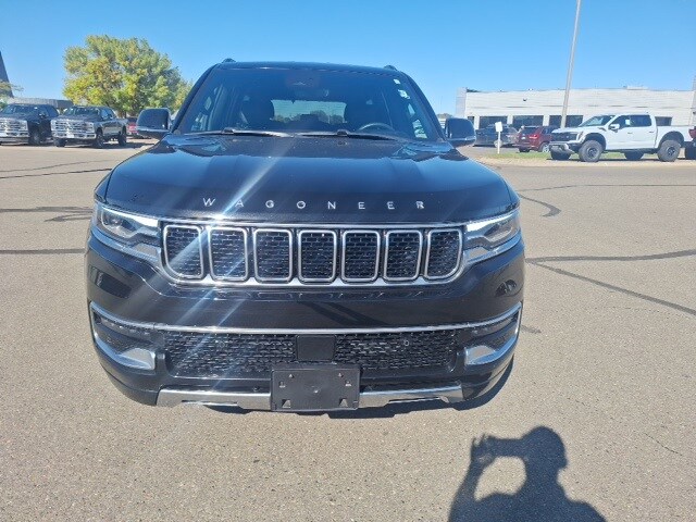 2023 Jeep Wagoneer Series III photo 3