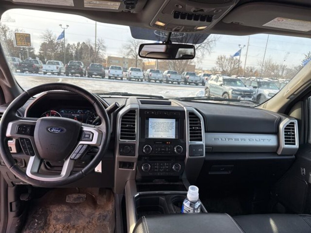 Used 2017 Ford F-250SD Lariat Truck