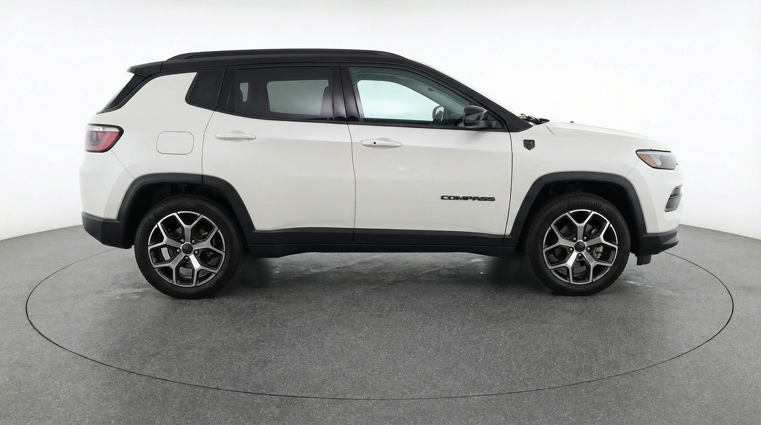 Thumbnail: 2025 Jeep Compass - 8