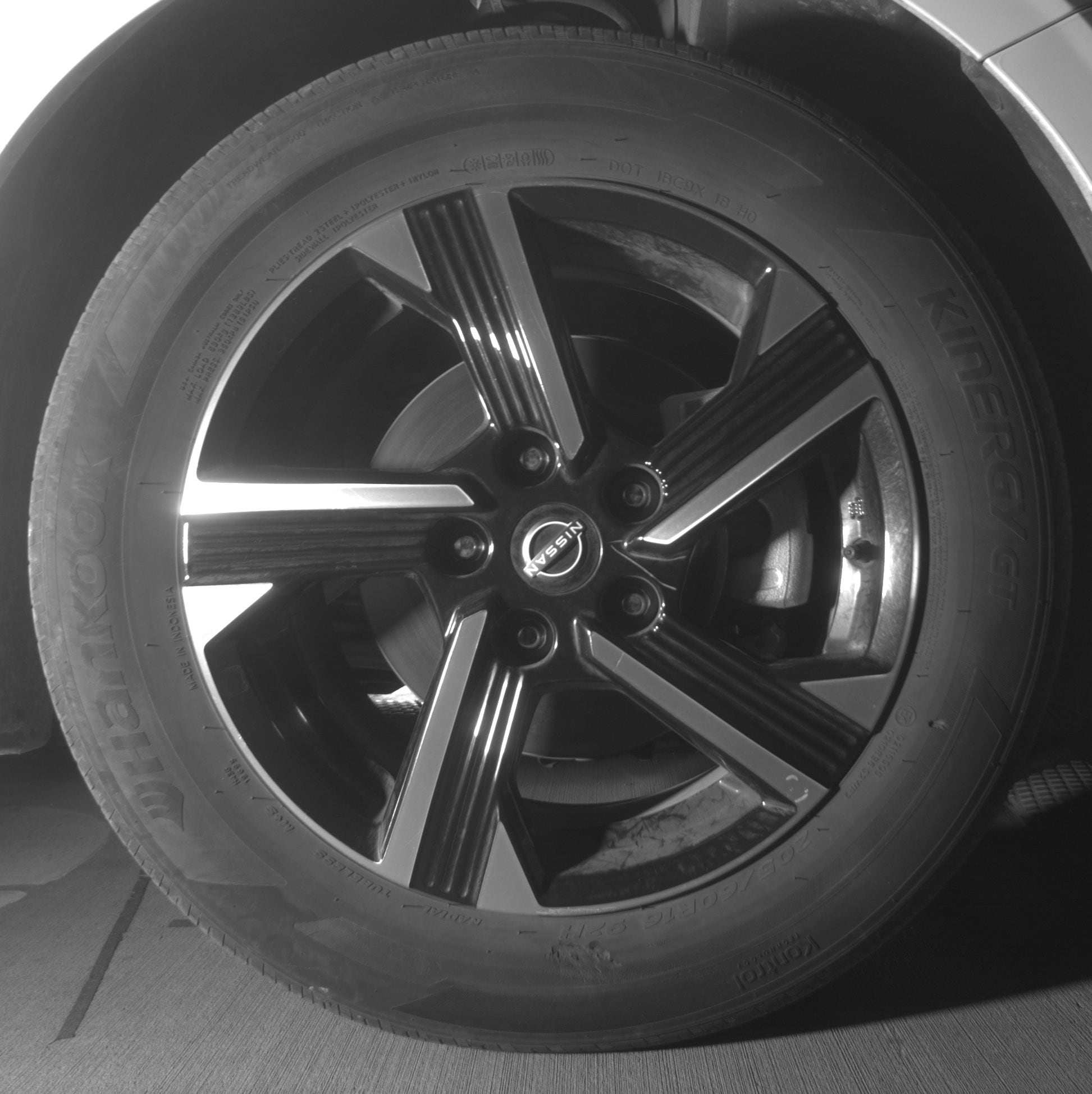 Thumbnail: 2025 Nissan Sentra - 10