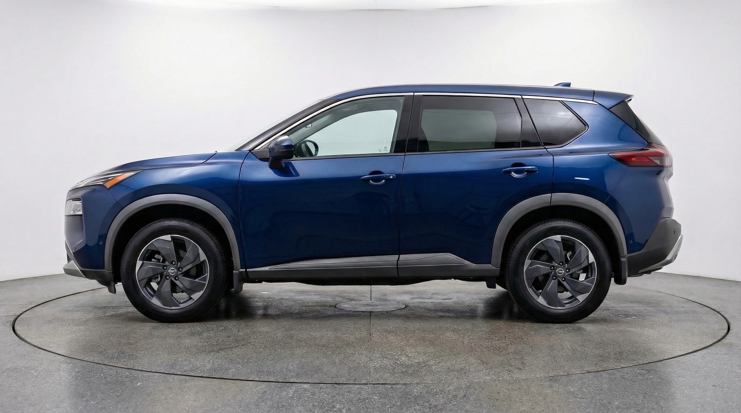 Thumbnail: 2025 Nissan Rogue - 4