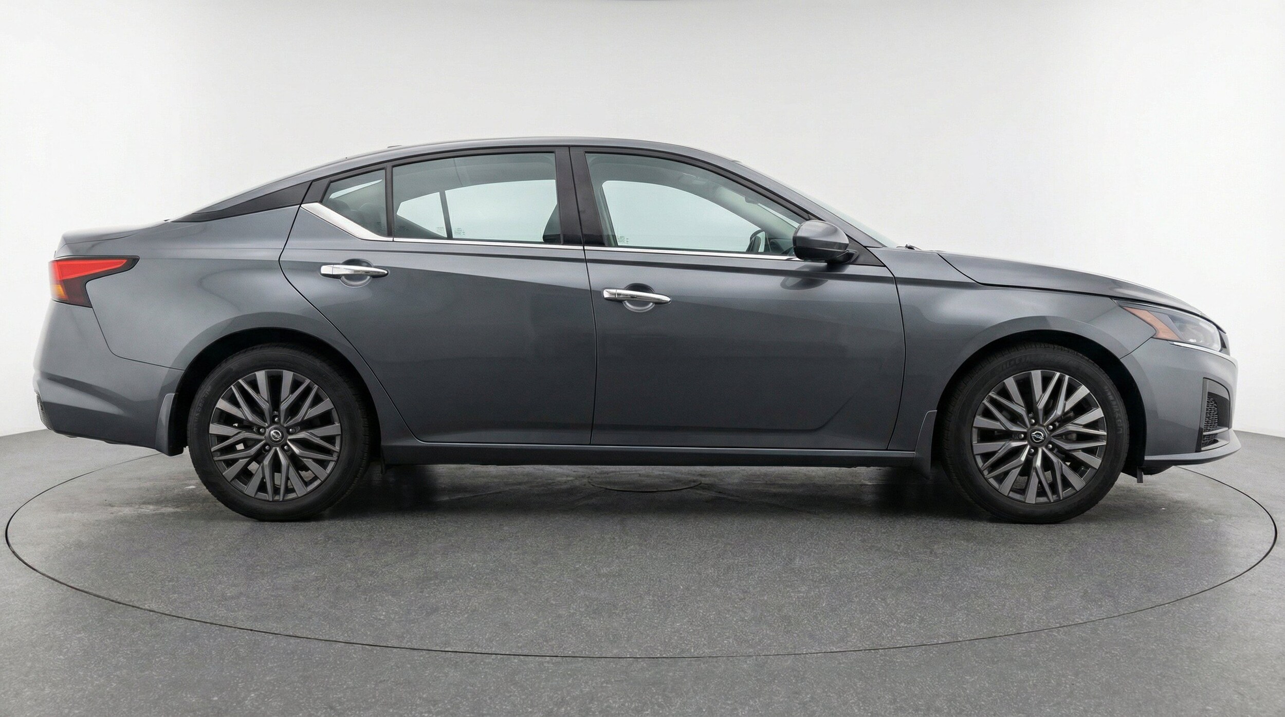 Thumbnail: 2025 Nissan Altima - 11