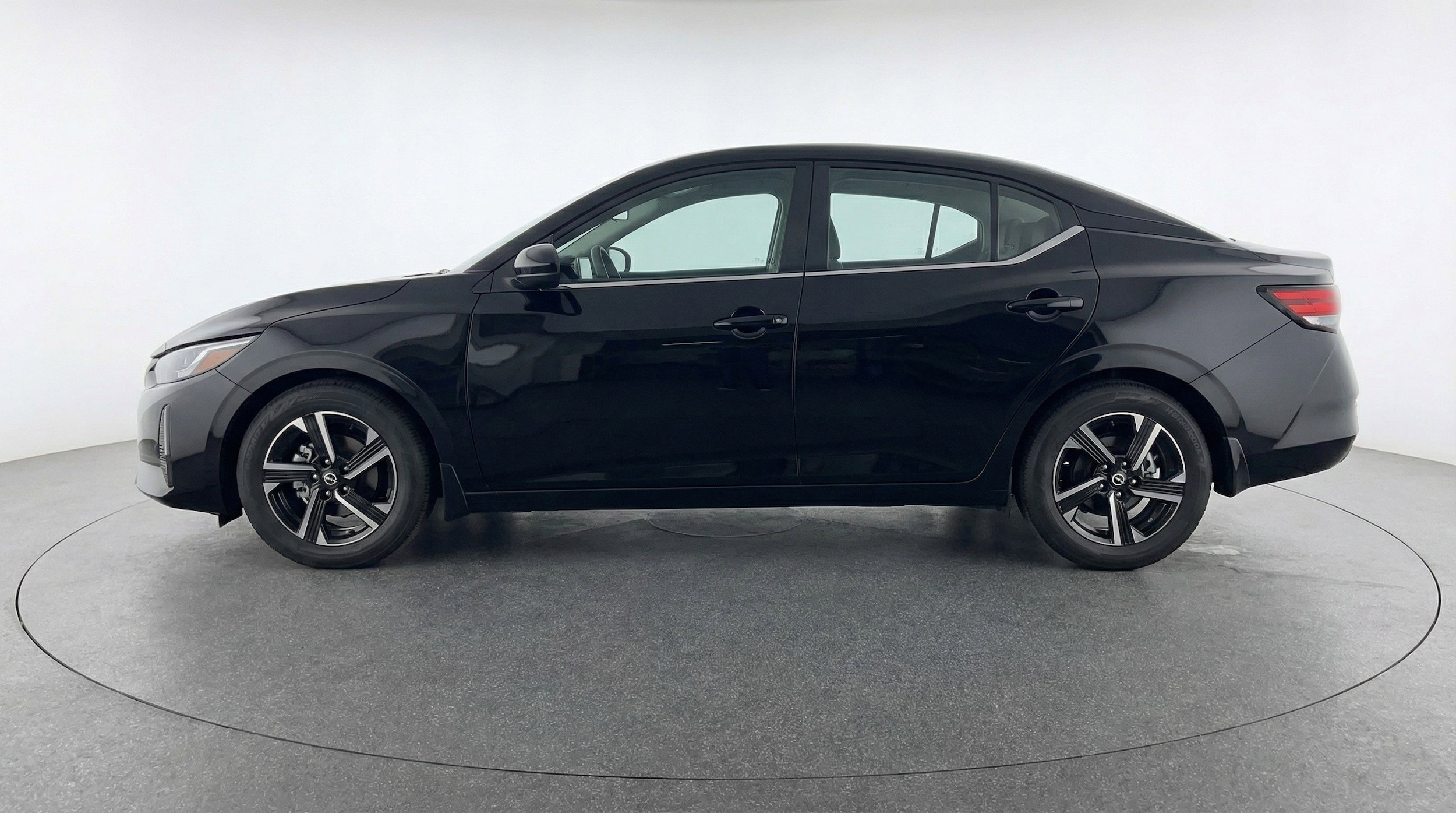 Thumbnail: 2025 Nissan Sentra - 5