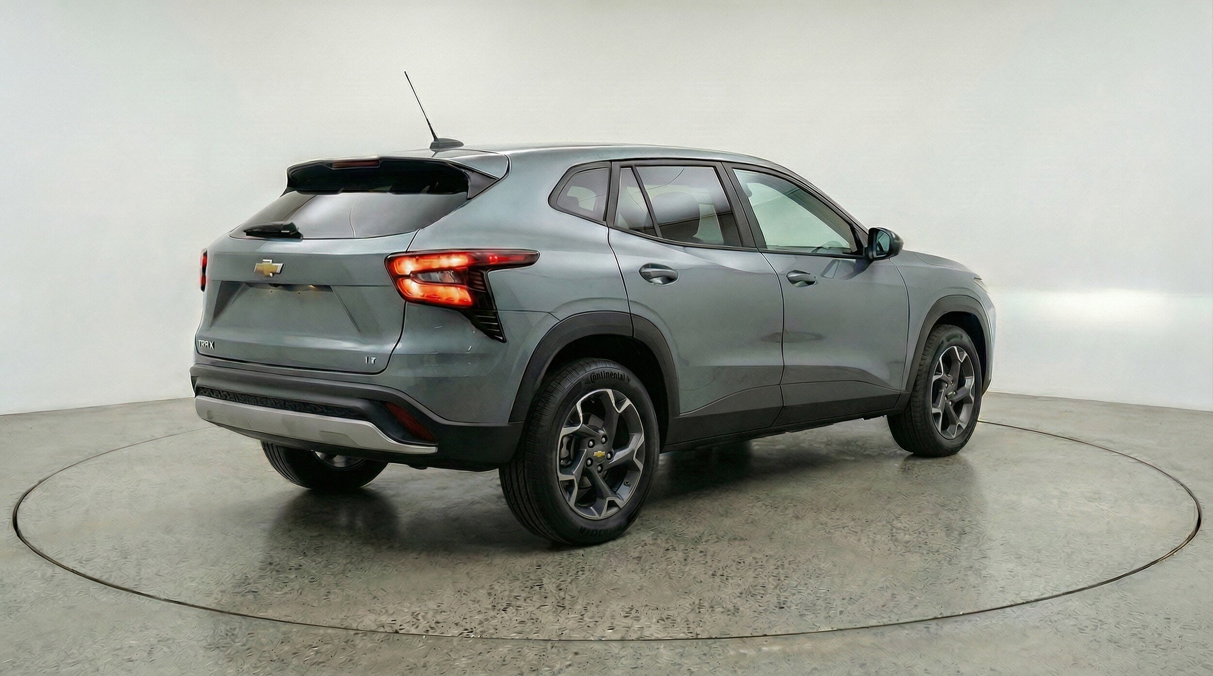 Thumbnail: 2025 Chevrolet Trax - 9