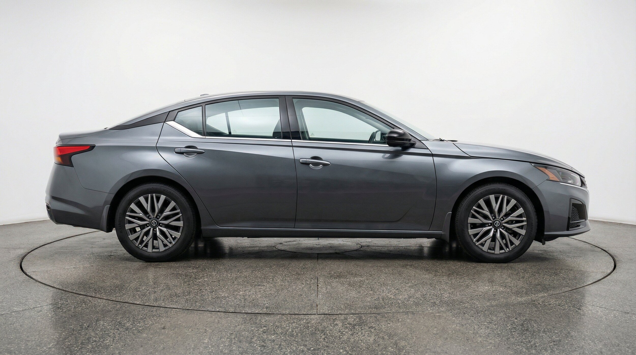 Thumbnail: 2025 Nissan Altima - 11