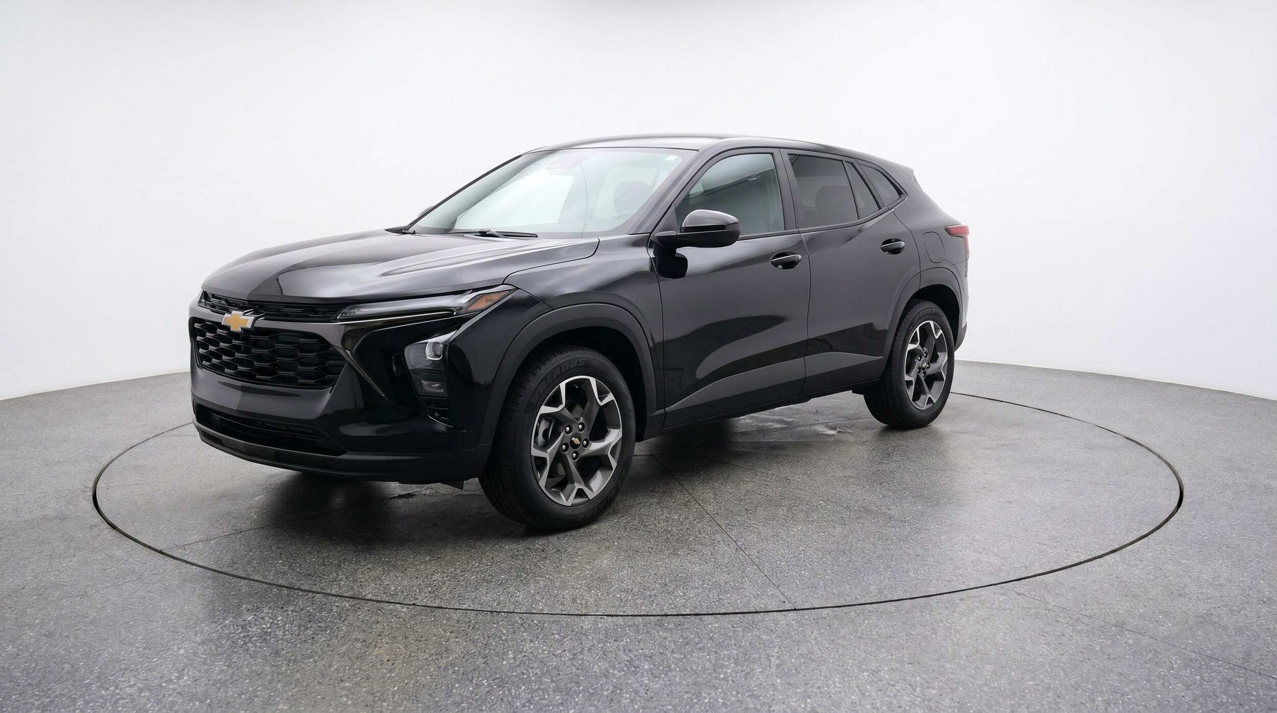 Thumbnail: 2025 Chevrolet Trax - 3