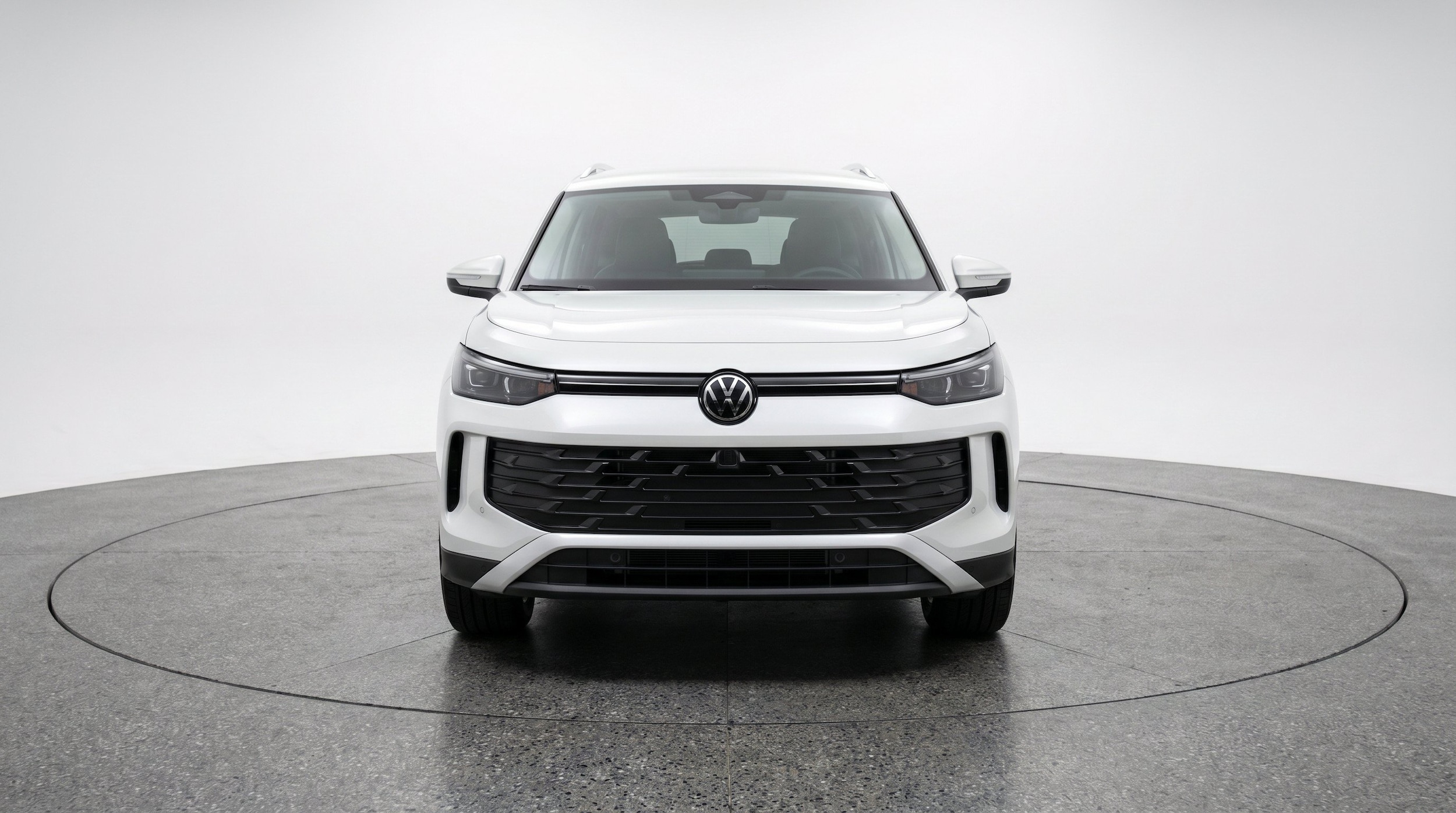 Thumbnail: 2026 Volkswagen Tiguan - 2