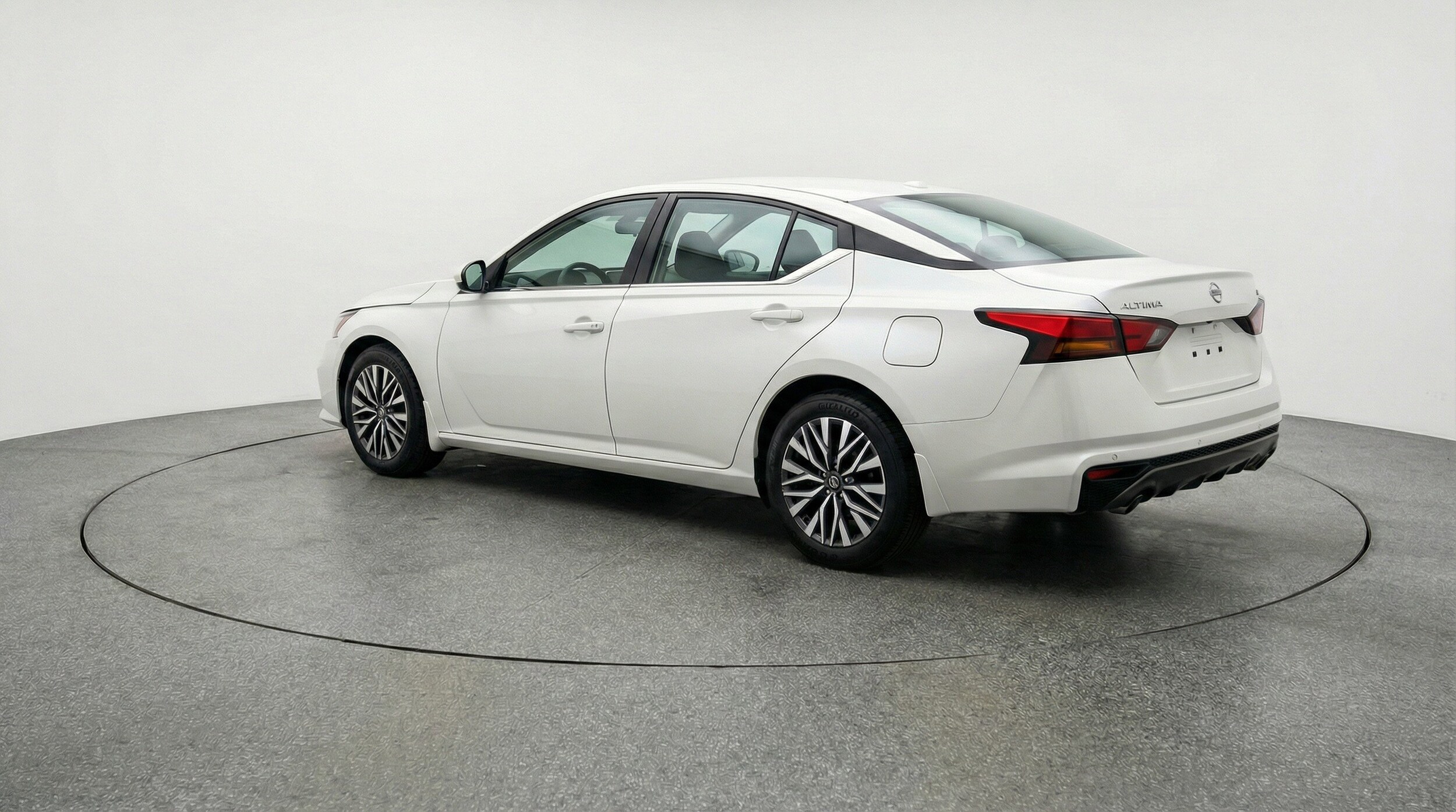 Thumbnail: 2025 Nissan Altima - 6