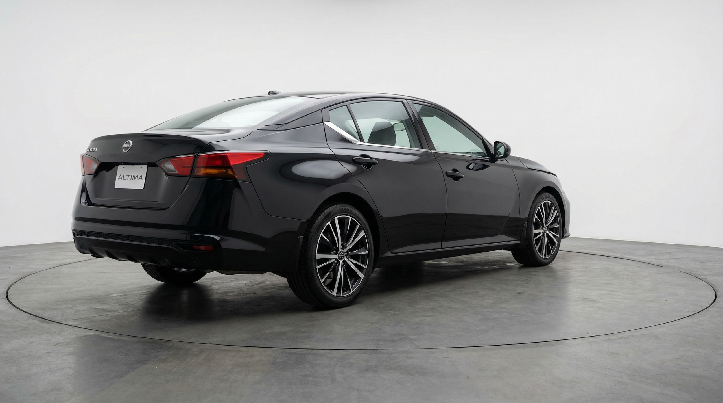 Thumbnail: 2025 Nissan Altima - 7