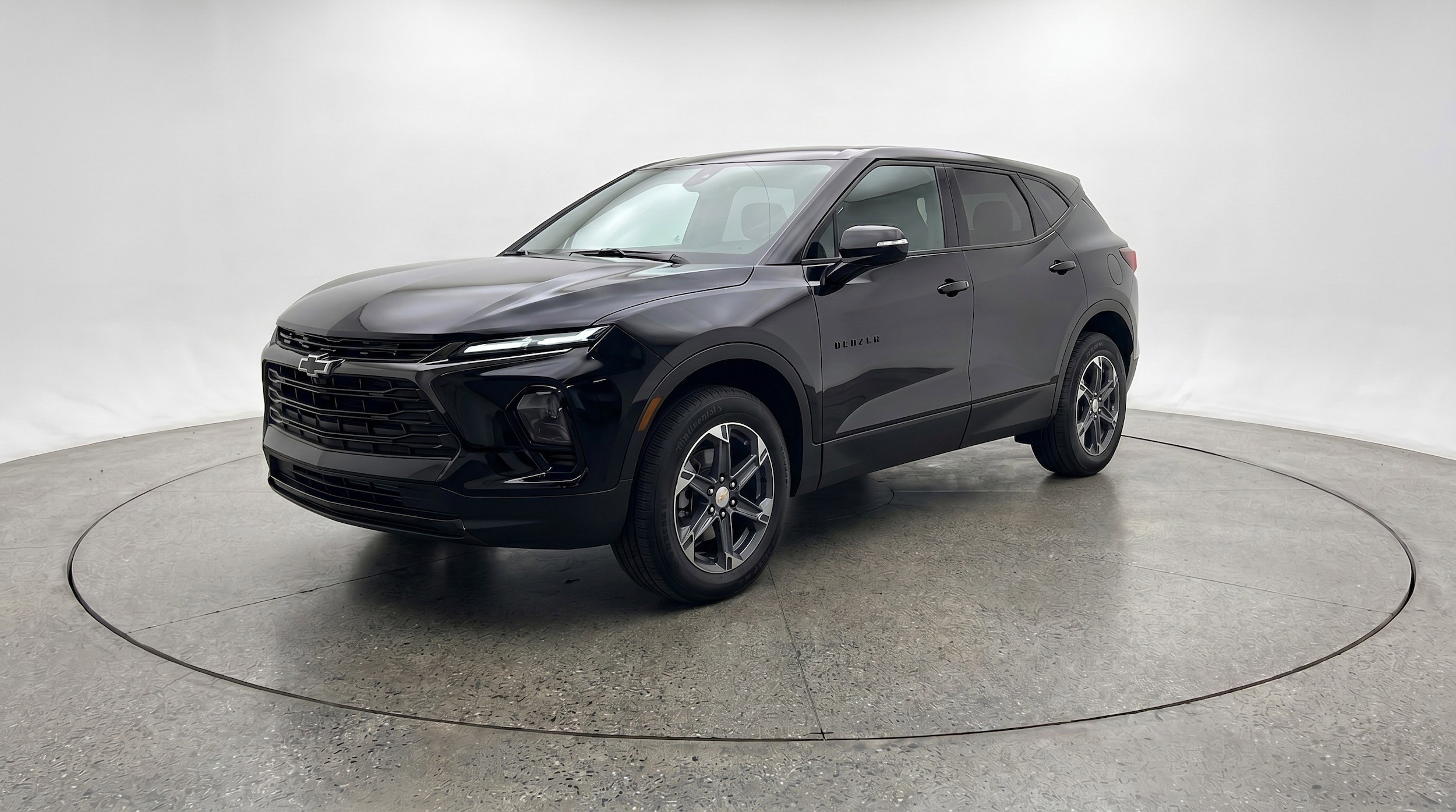 Thumbnail: 2025 Chevrolet Blazer - 3