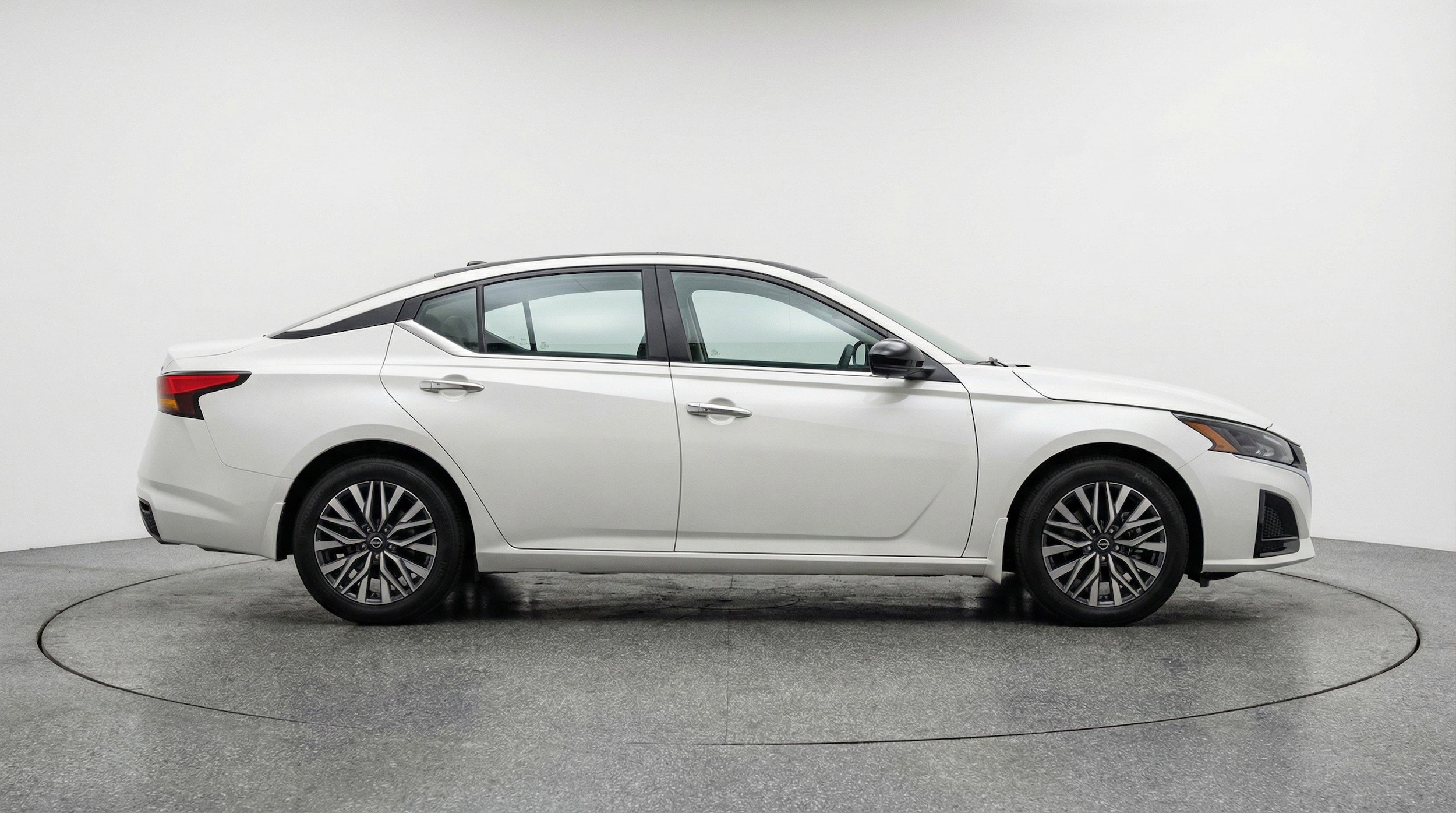 Thumbnail: 2025 Nissan Altima - 11