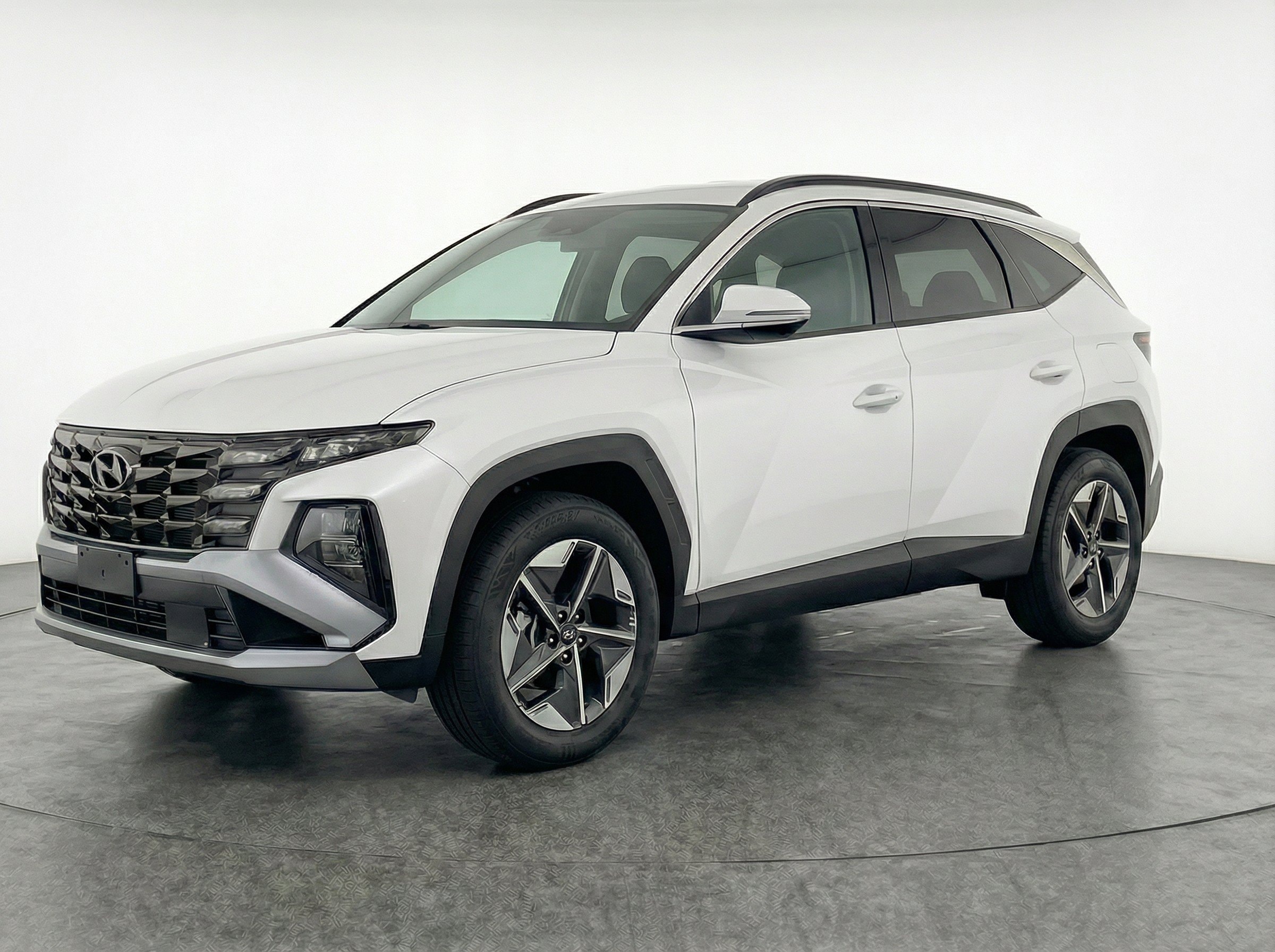 Thumbnail: 2026 Hyundai Tucson - 3