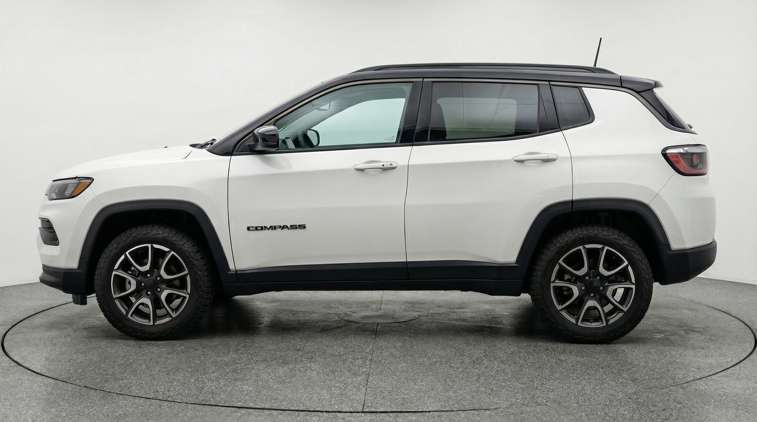 Thumbnail: 2025 Jeep Compass - 4