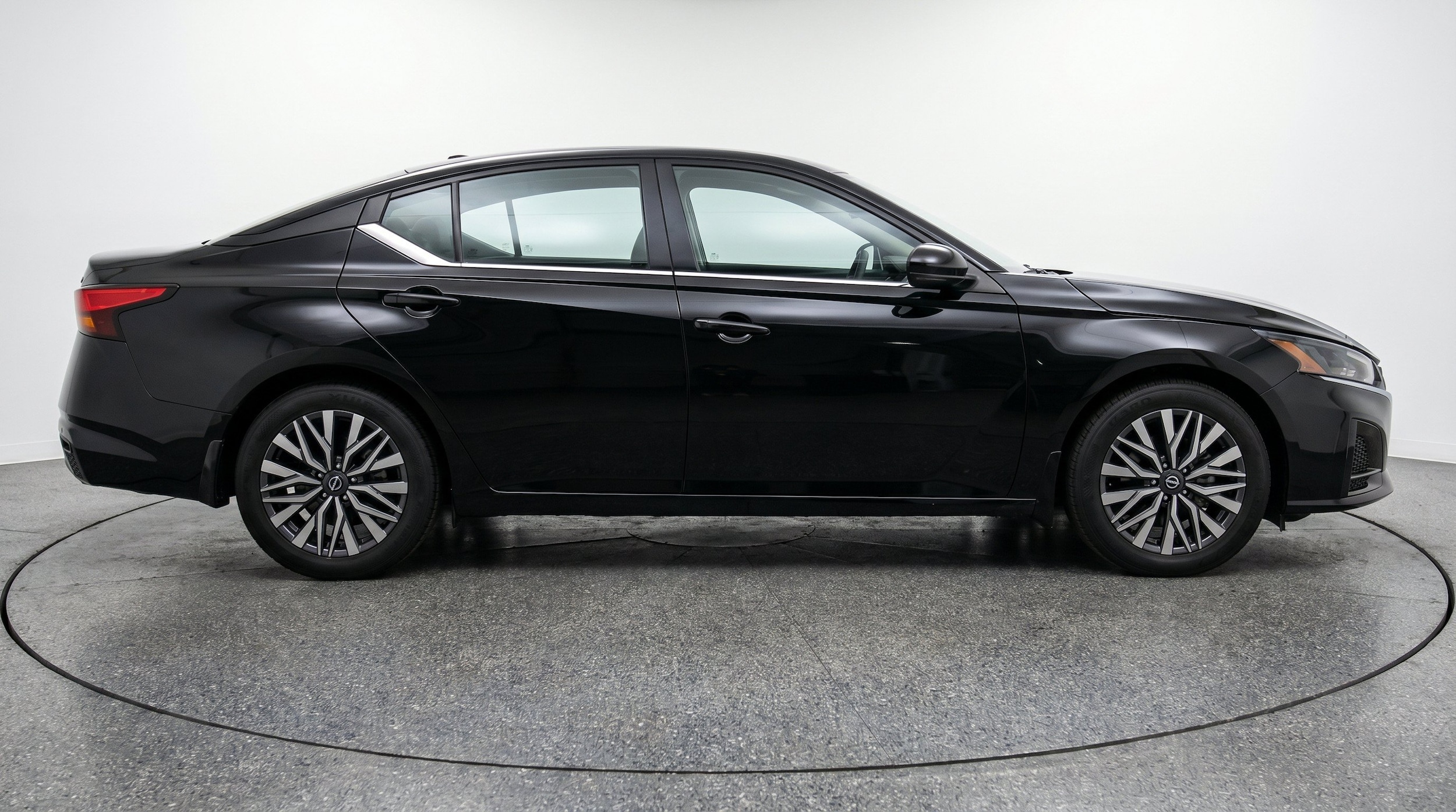 Thumbnail: 2025 Nissan Altima - 11