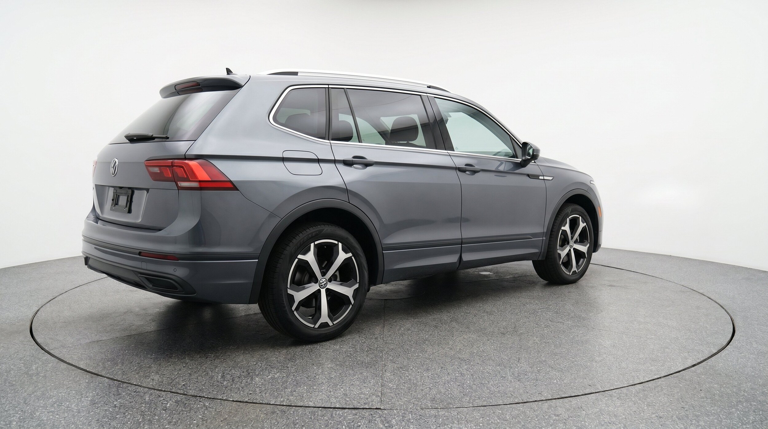 Thumbnail: 2026 Volkswagen Tiguan - 9
