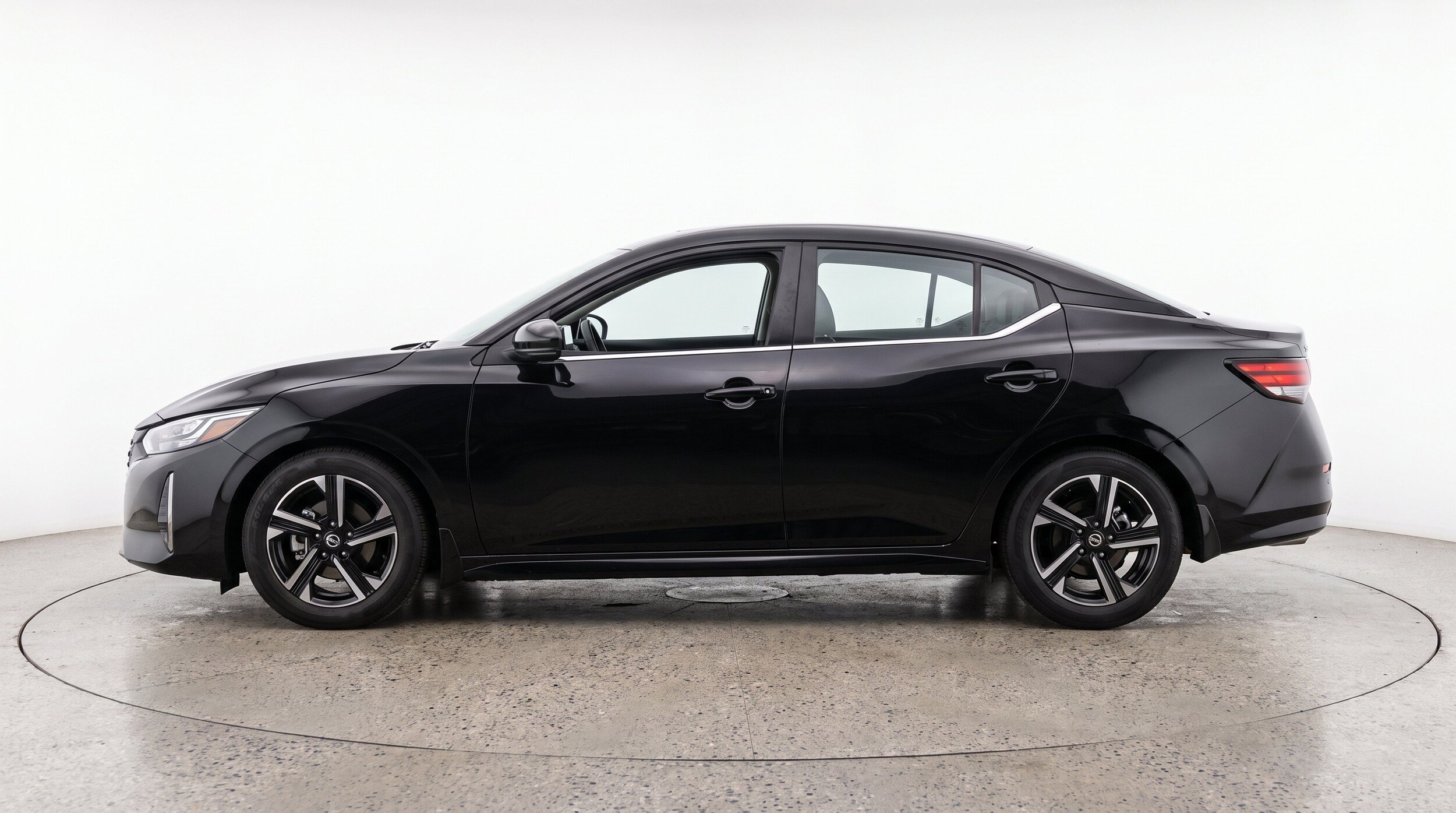 Thumbnail: 2025 Nissan Sentra - 5