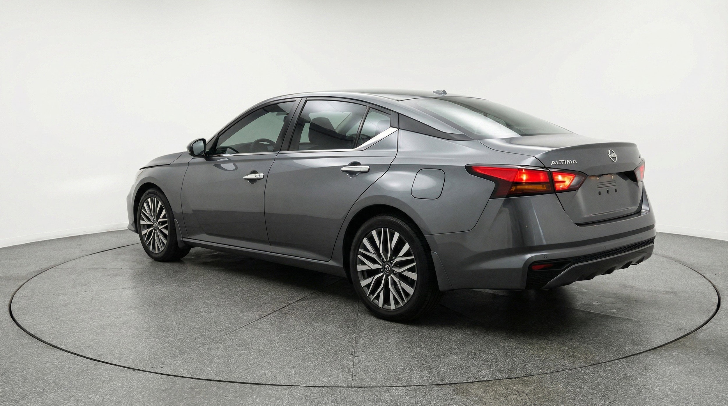 Thumbnail: 2025 Nissan Altima - 6