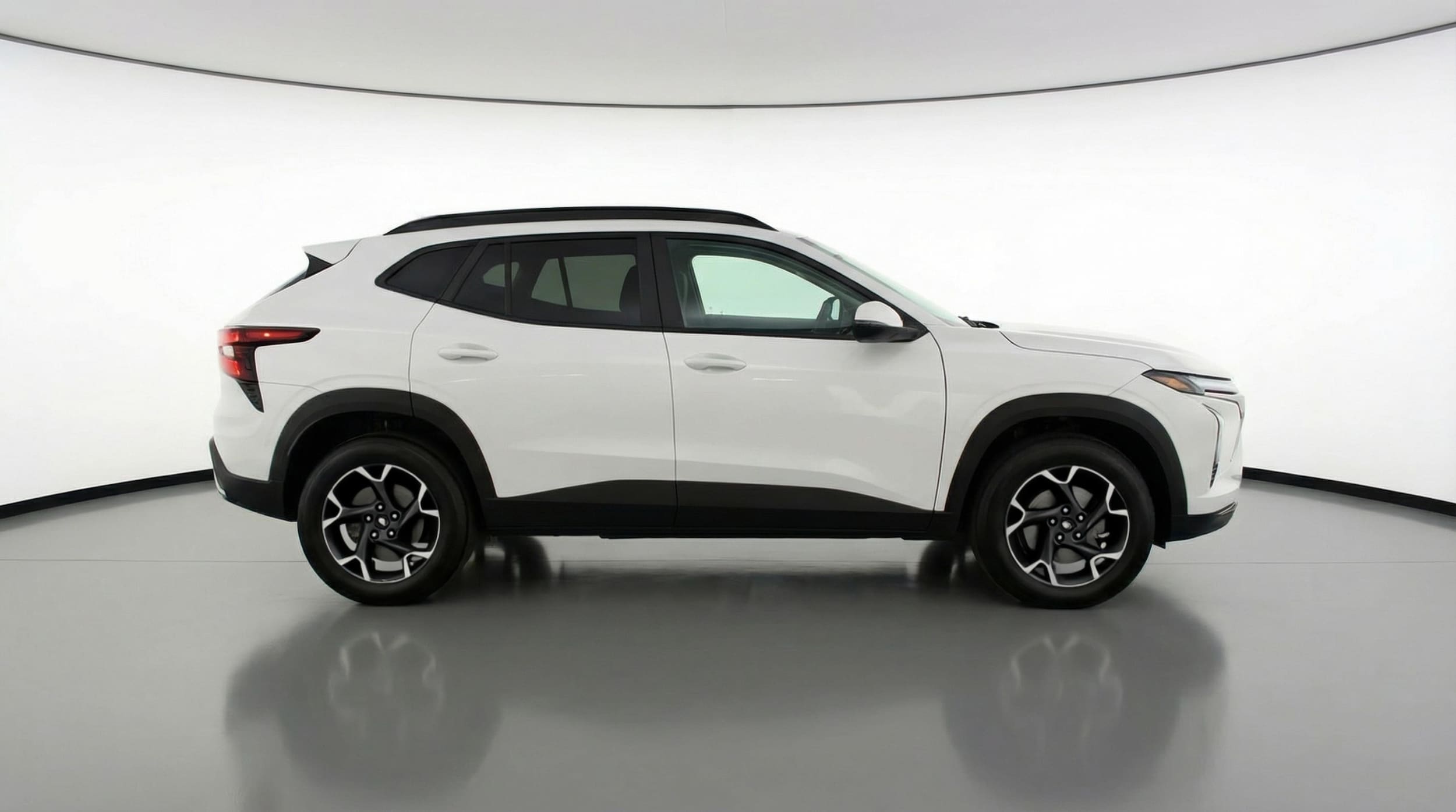 Thumbnail: 2025 Chevrolet Trax - 8