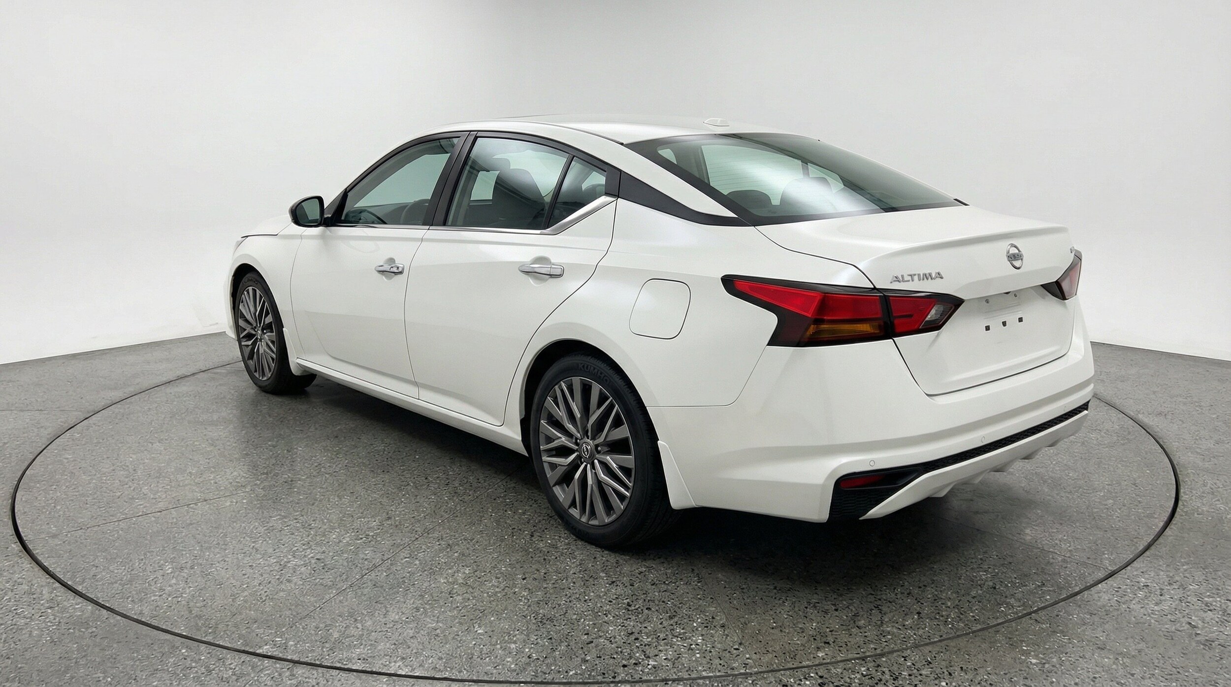 Thumbnail: 2025 Nissan Altima - 6