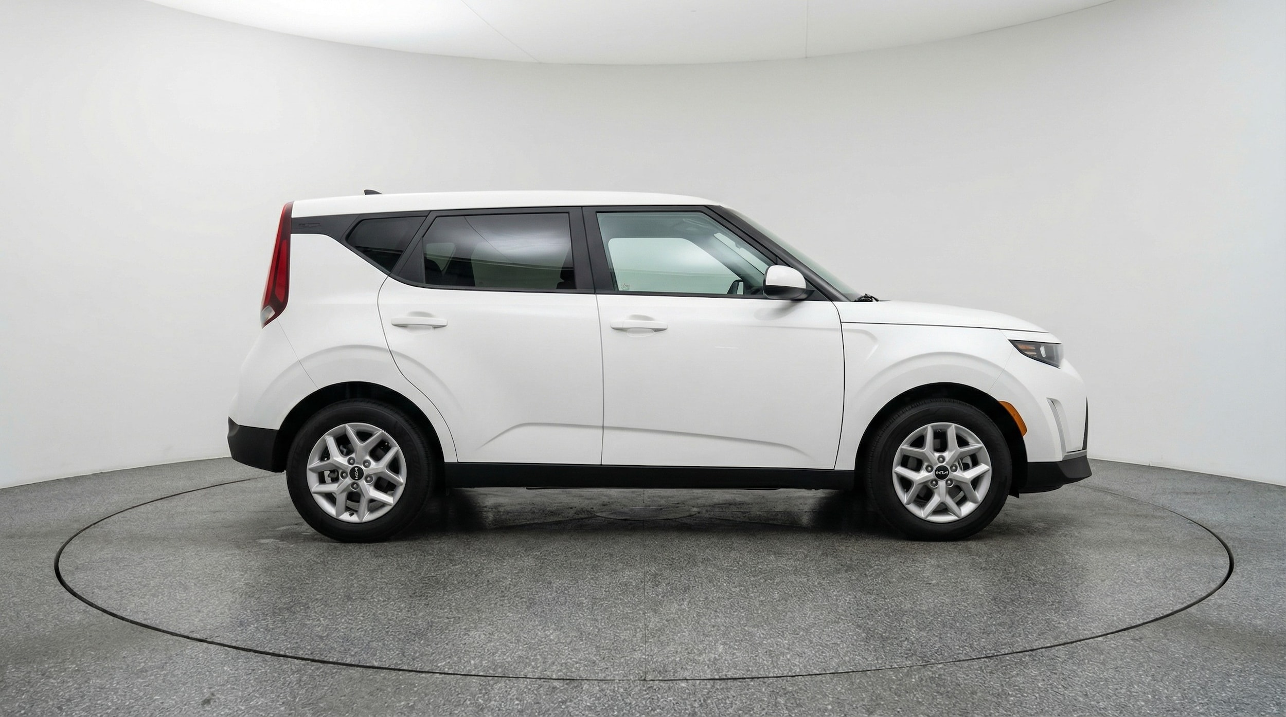 Thumbnail: 2025 Kia Soul - 8