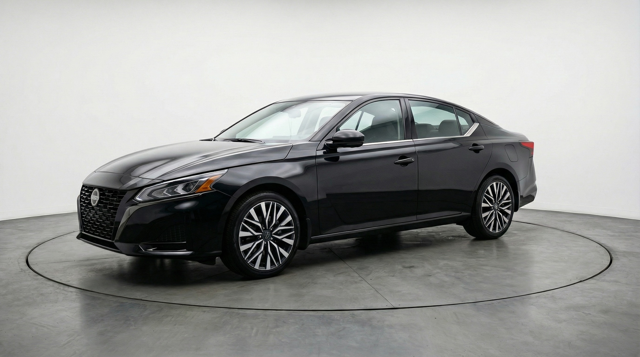 Thumbnail: 2025 Nissan Altima - 3