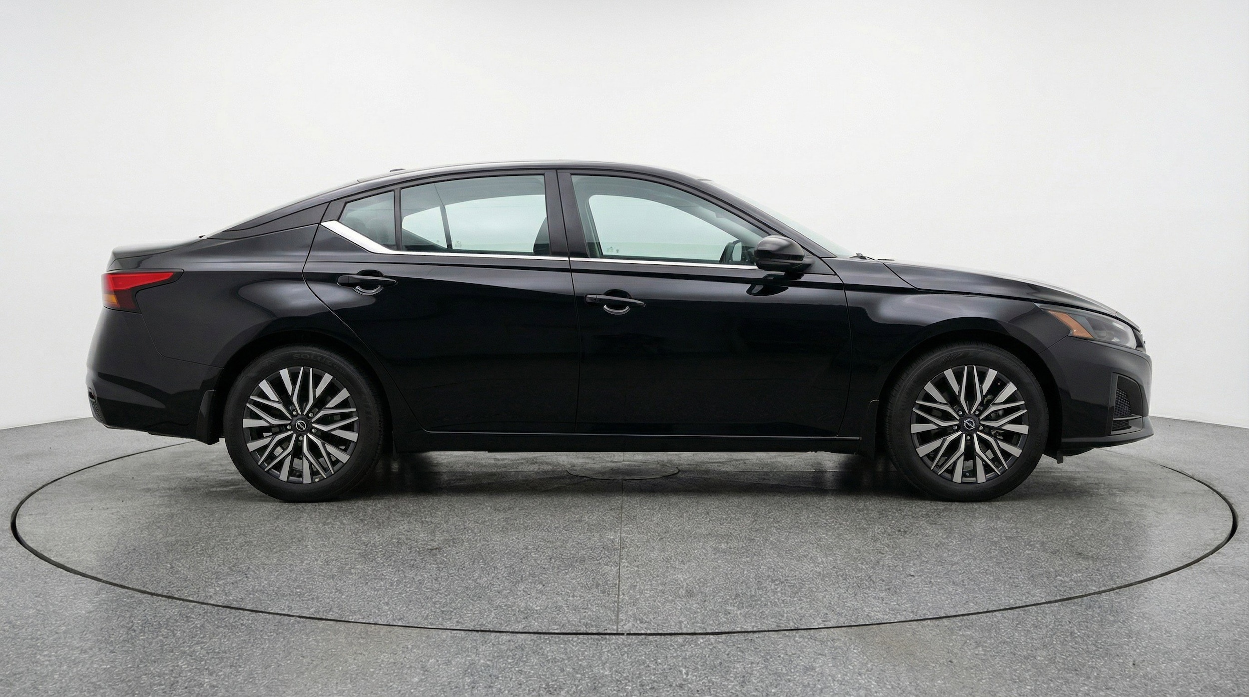 Thumbnail: 2025 Nissan Altima - 11