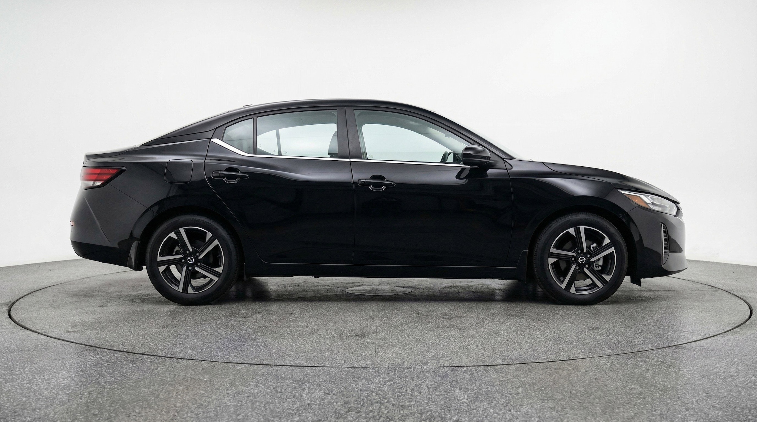 Thumbnail: 2025 Nissan Sentra - 11