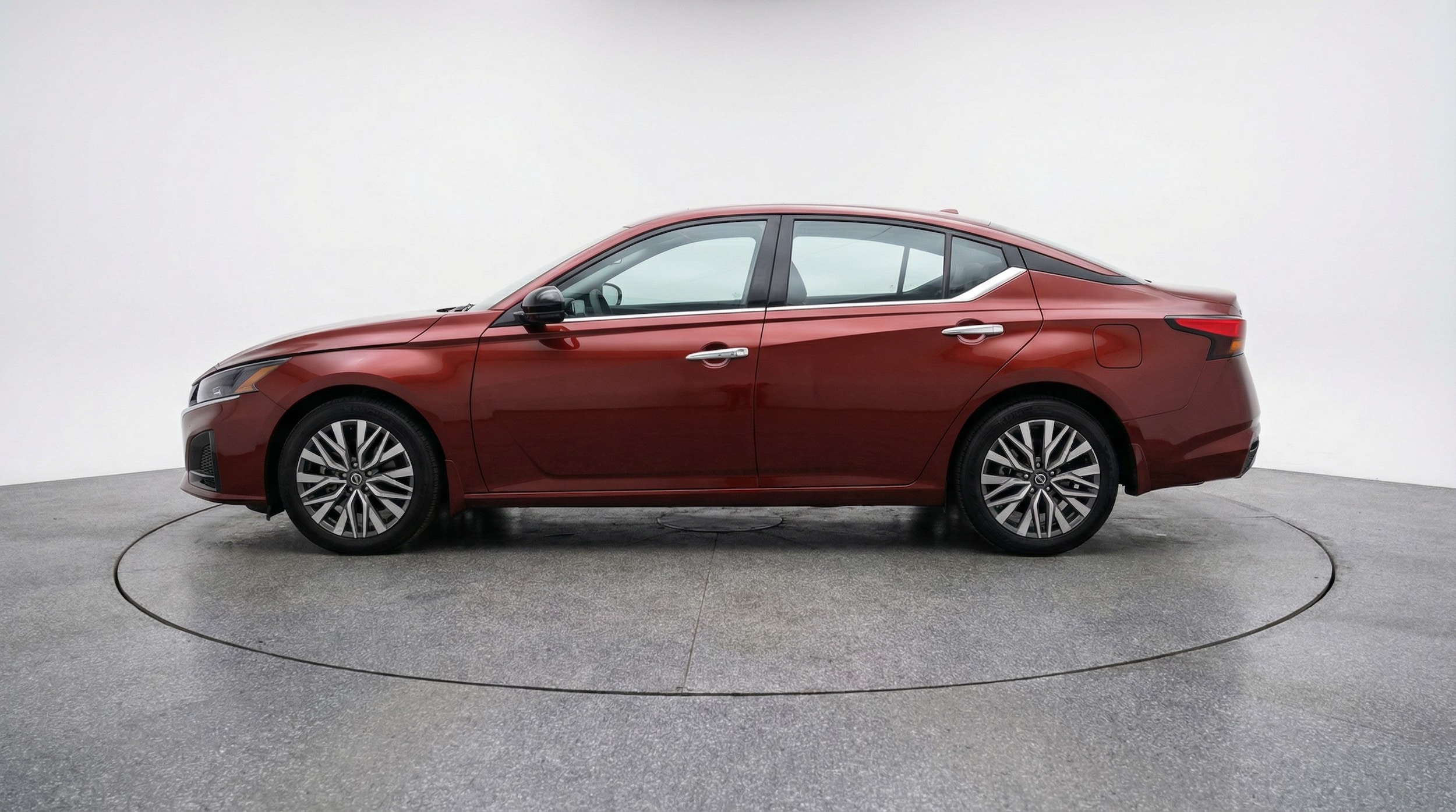 Thumbnail: 2025 Nissan Altima - 4