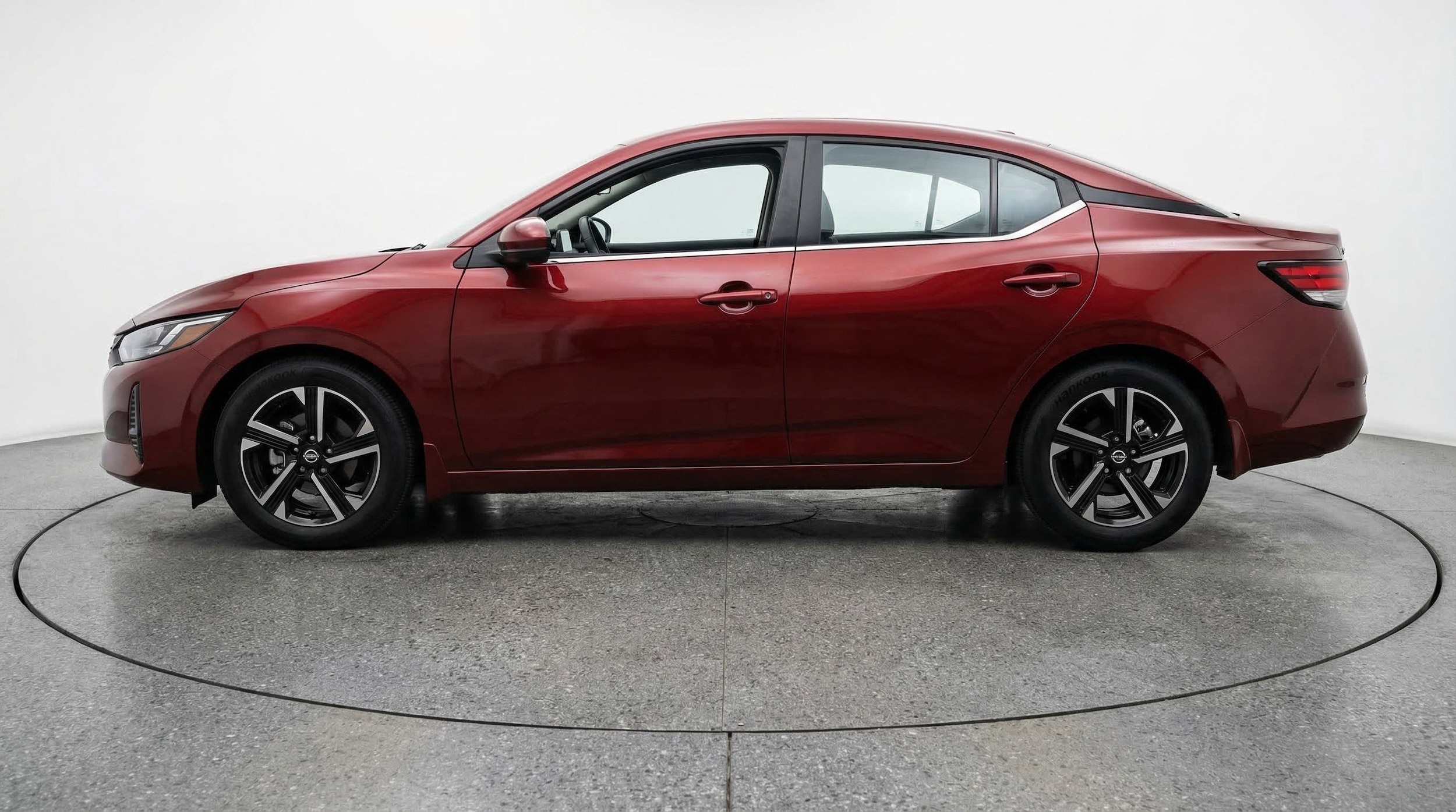 Thumbnail: 2025 Nissan Sentra - 5