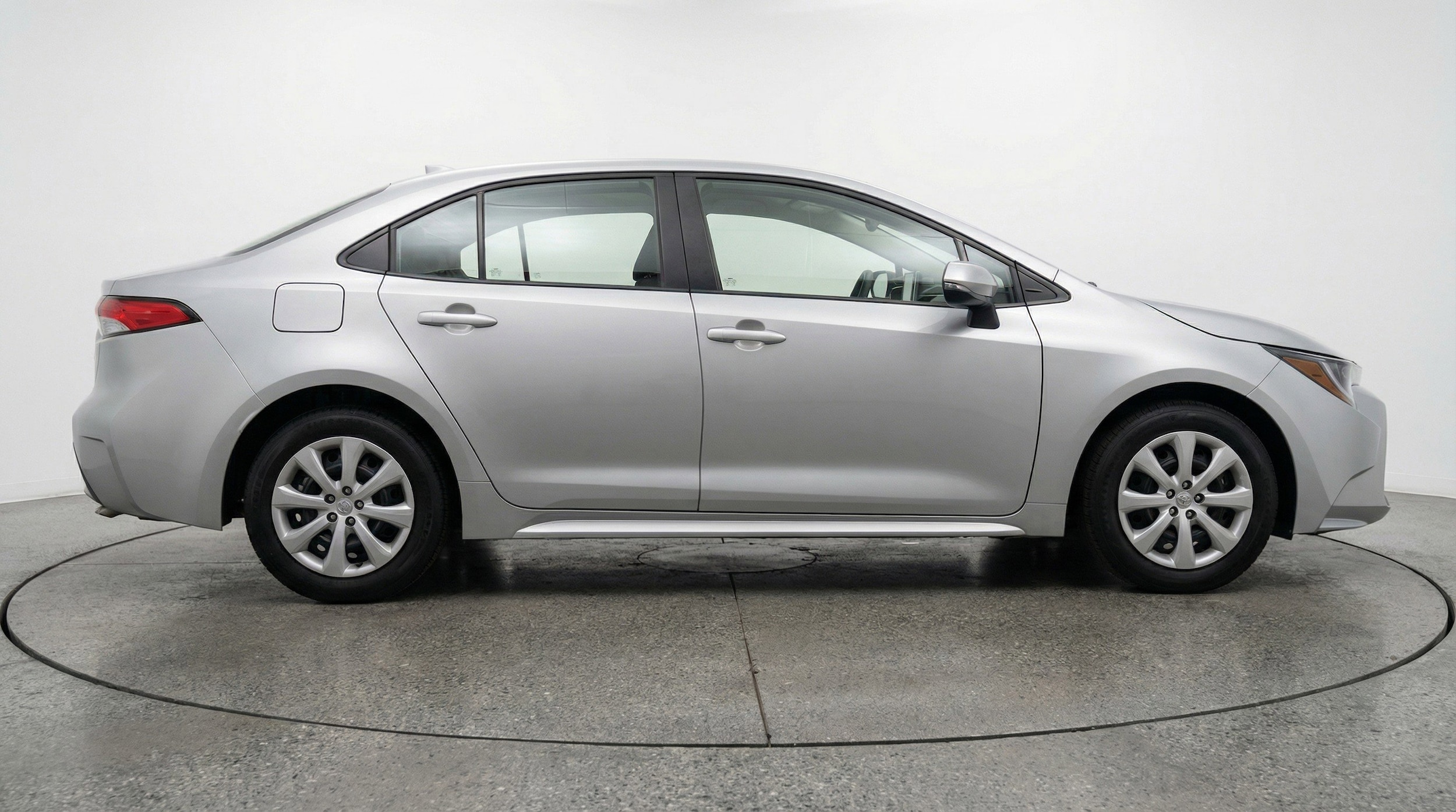 Thumbnail: 2025 Toyota Corolla - 11