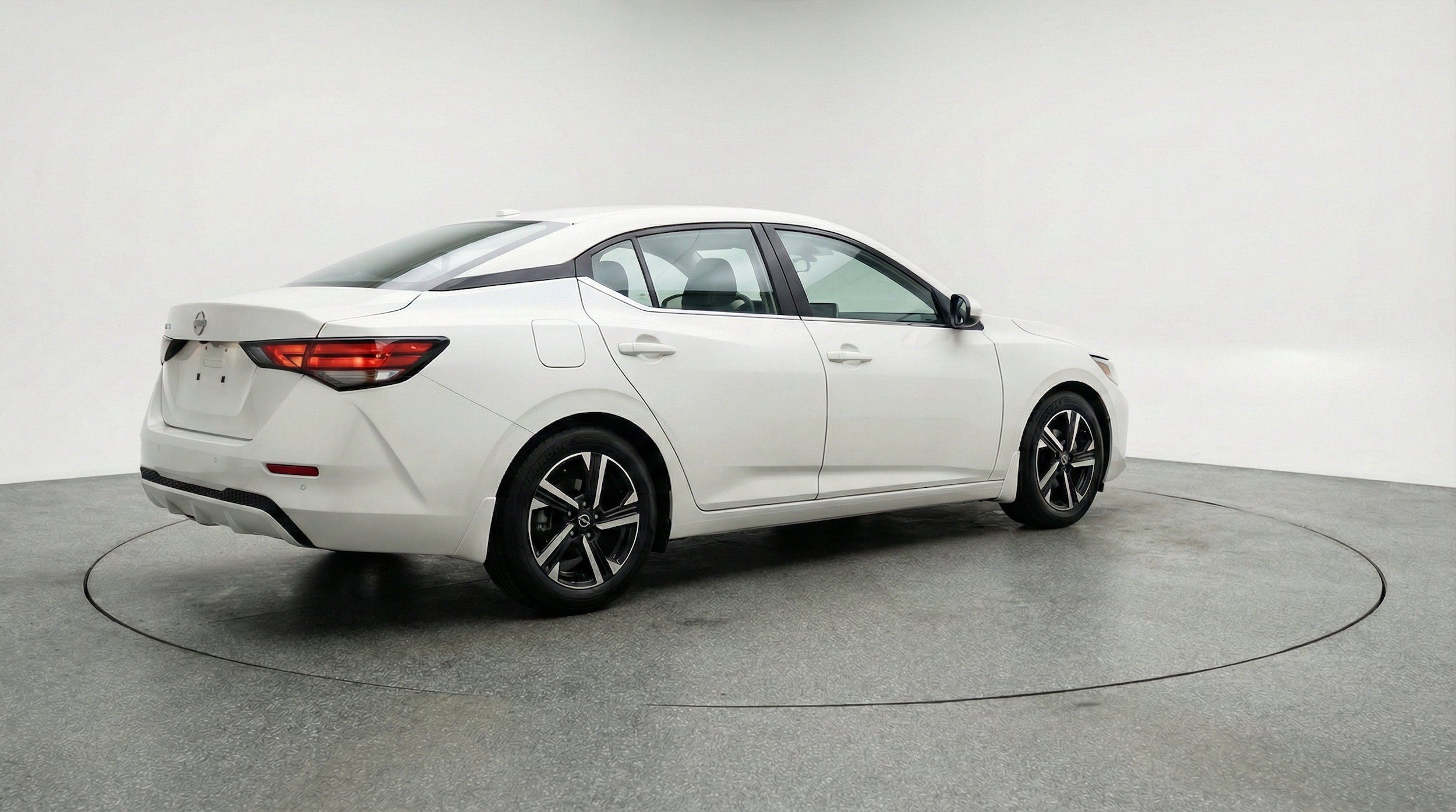 Thumbnail: 2025 Nissan Sentra - 9
