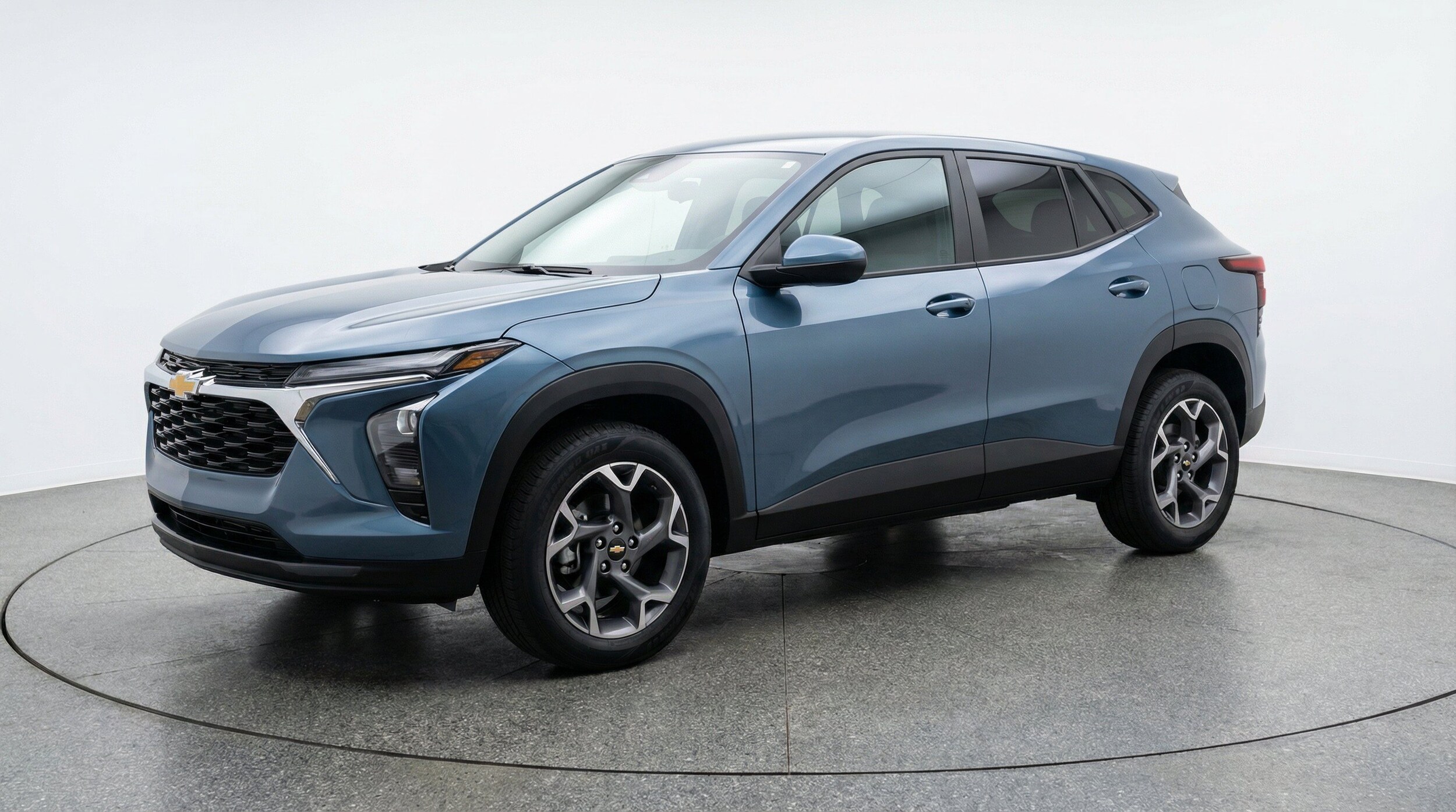 Thumbnail: 2025 Chevrolet Trax - 3