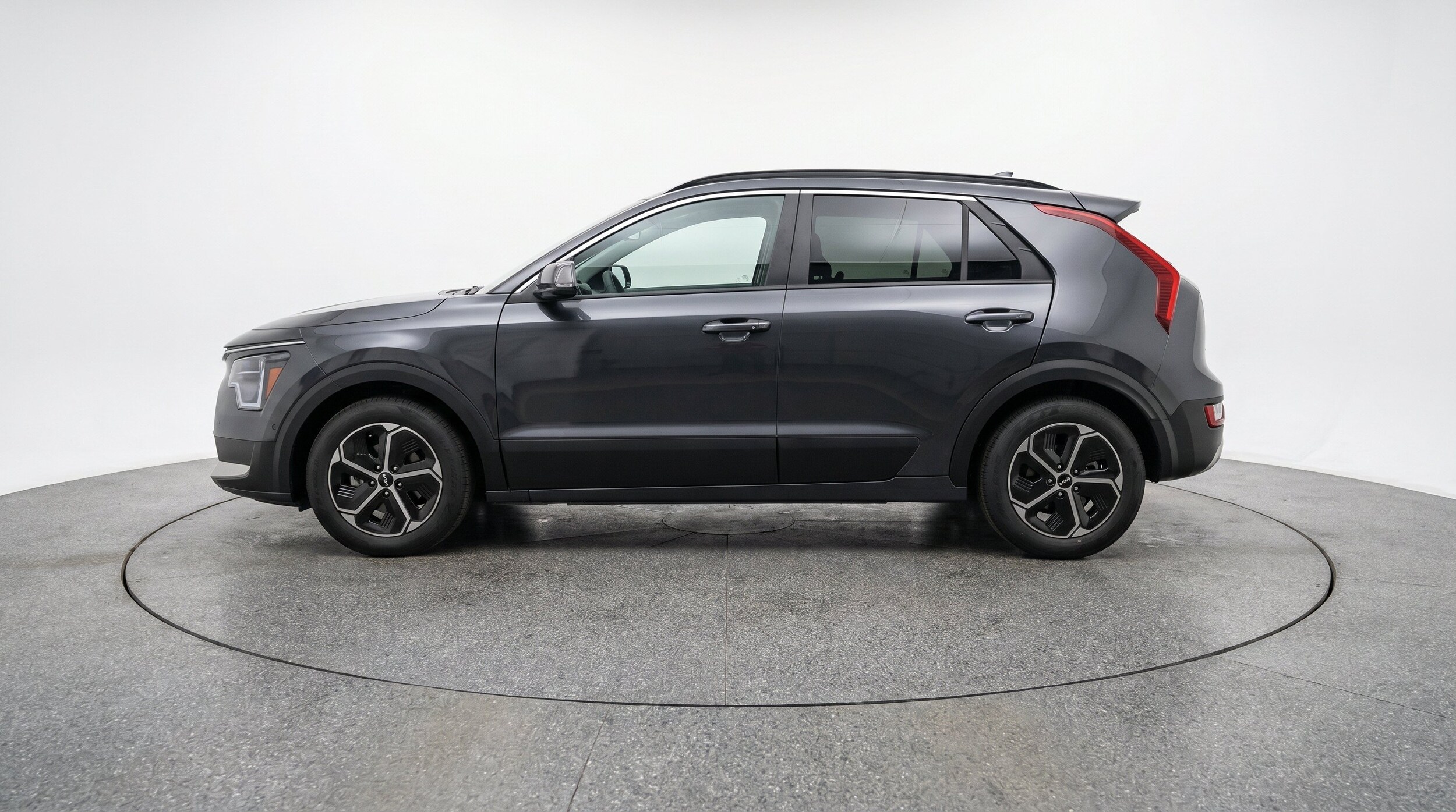 Thumbnail: 2026 Kia Niro - 5