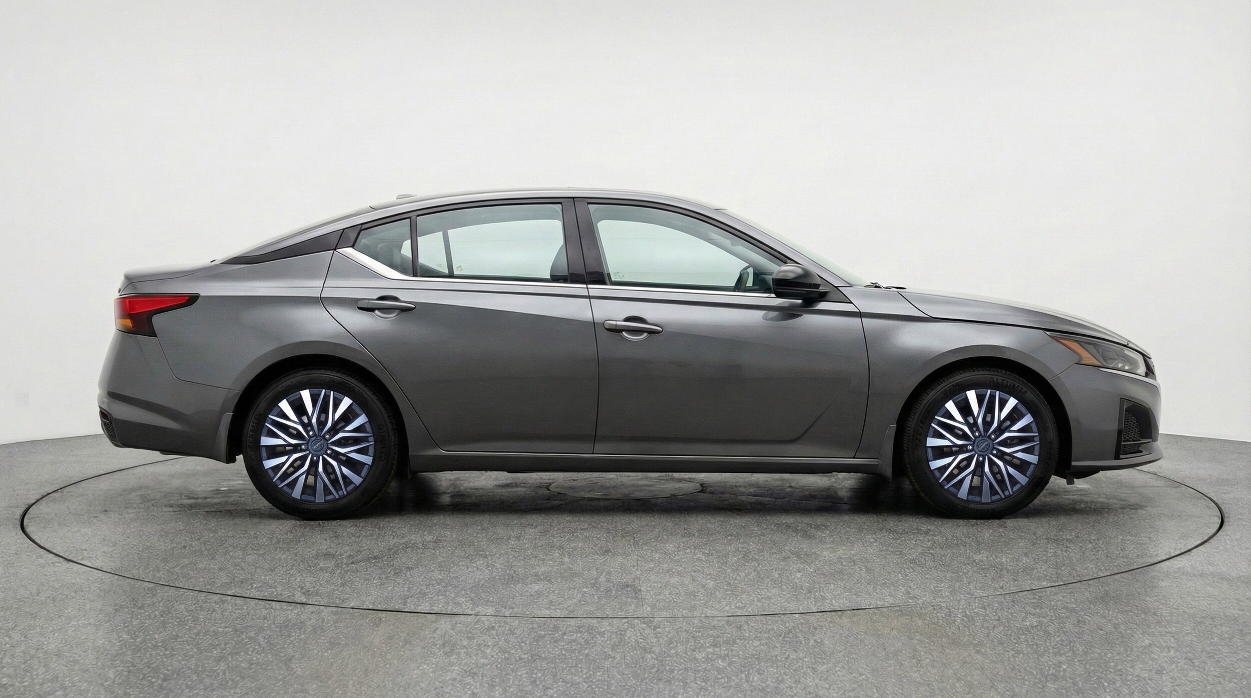 Thumbnail: 2025 Nissan Altima - 11