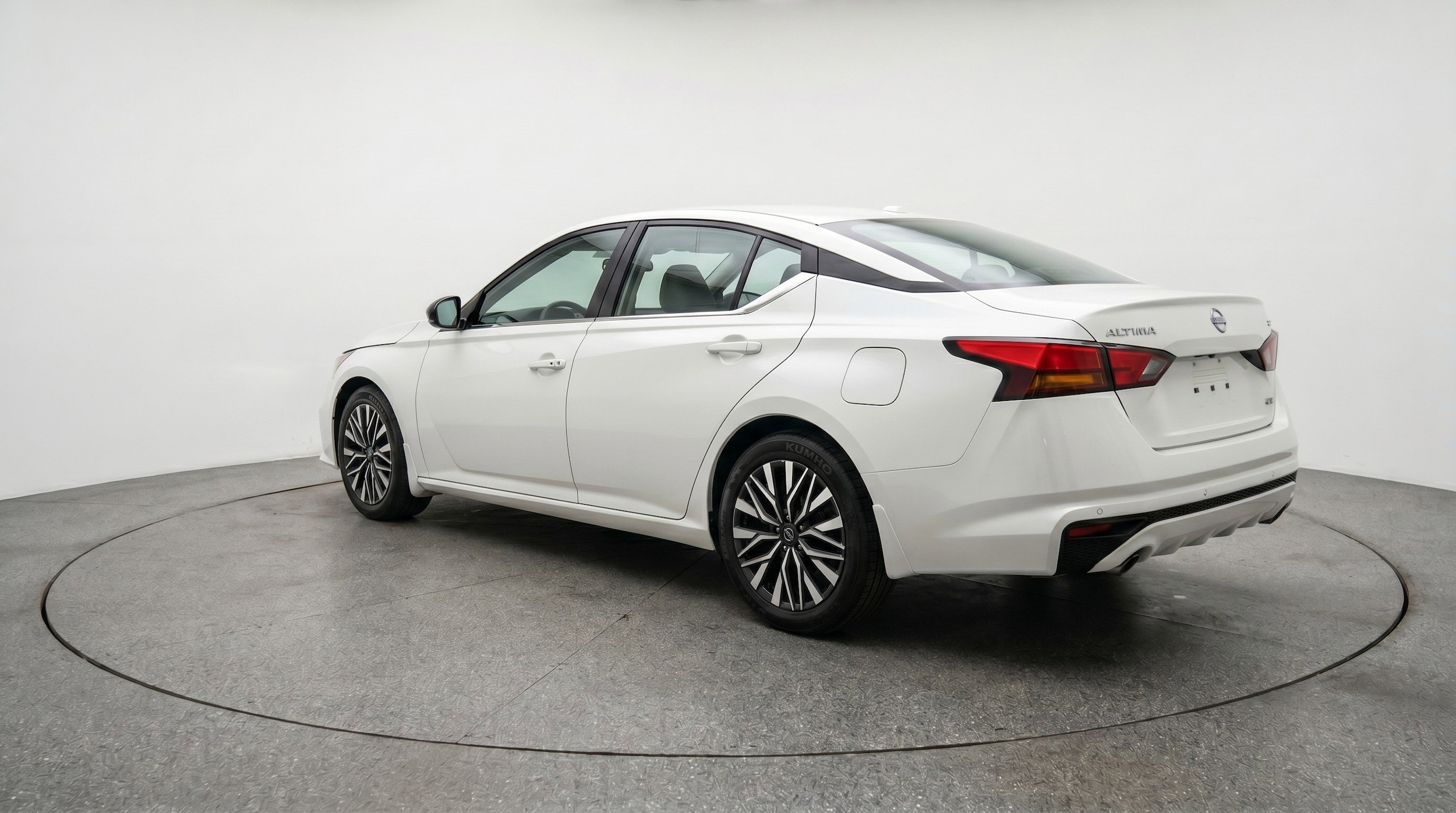Thumbnail: 2025 Nissan Altima - 6