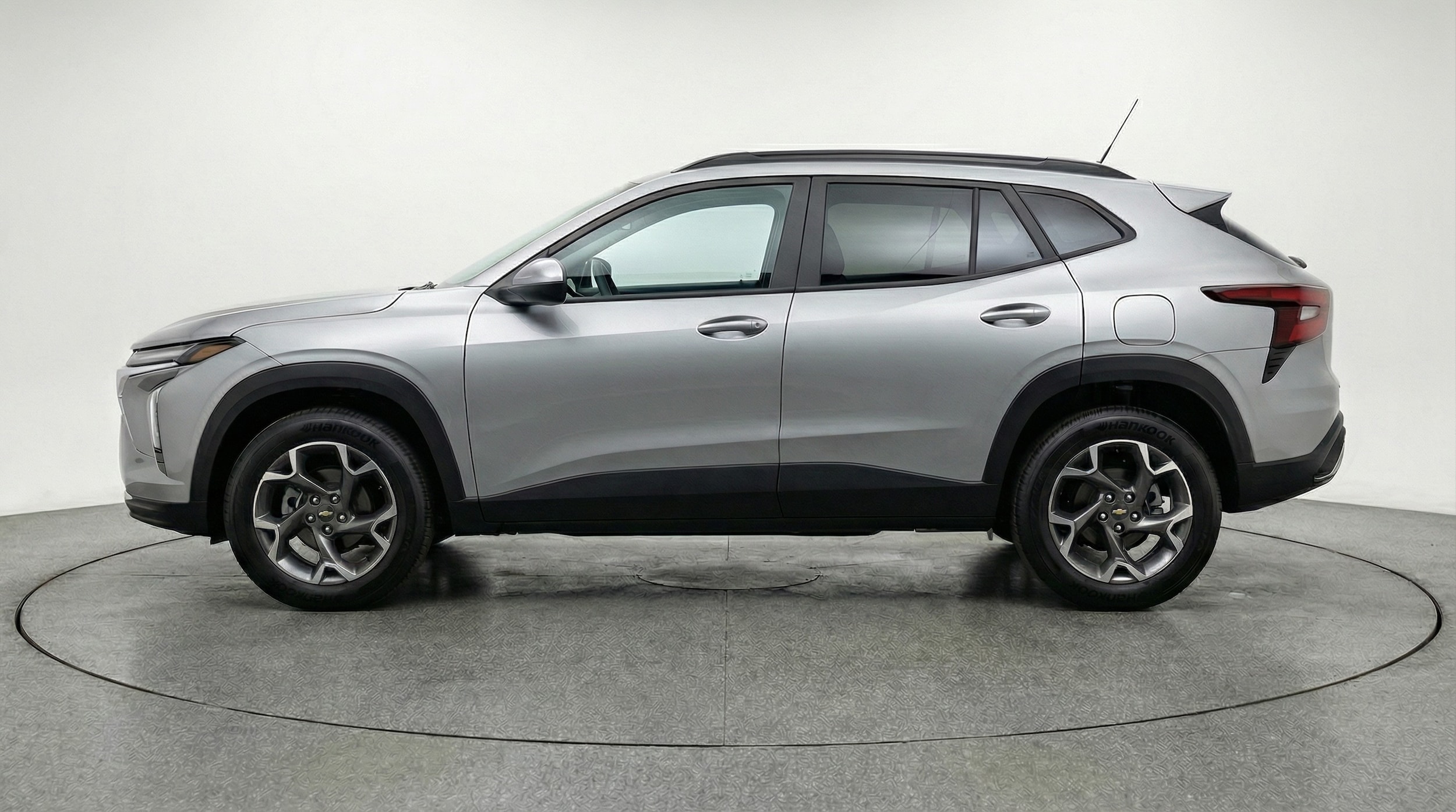 Thumbnail: 2025 Chevrolet Trax - 4