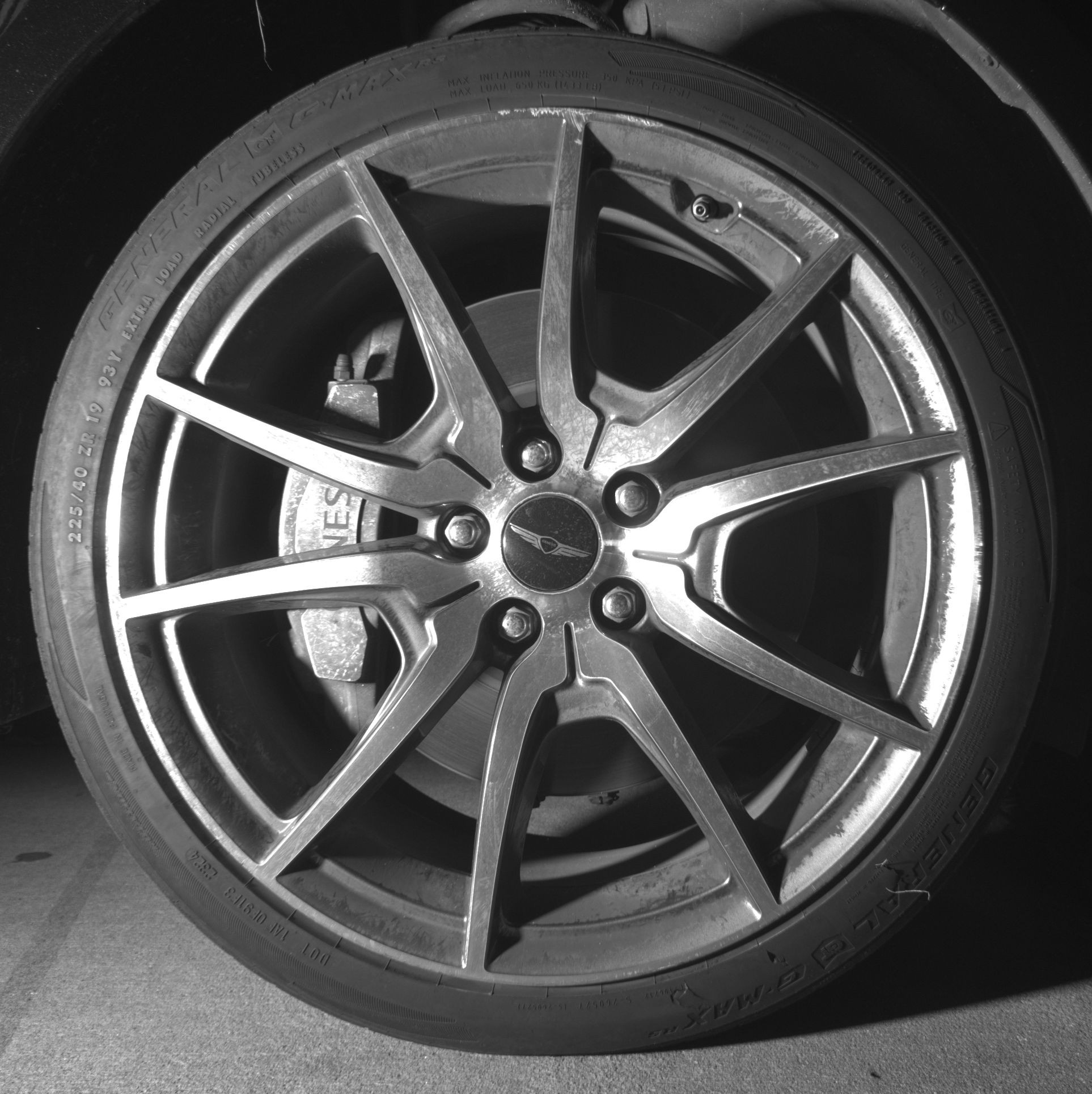 Thumbnail: 2025 Genesis G70 - 10