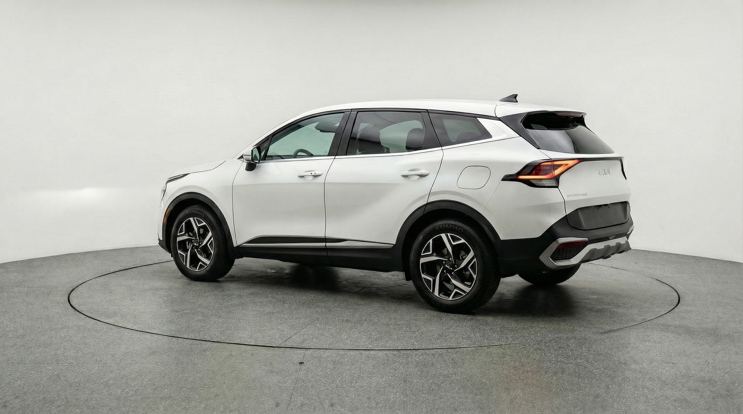 Thumbnail: 2025 Kia Sportage - 5