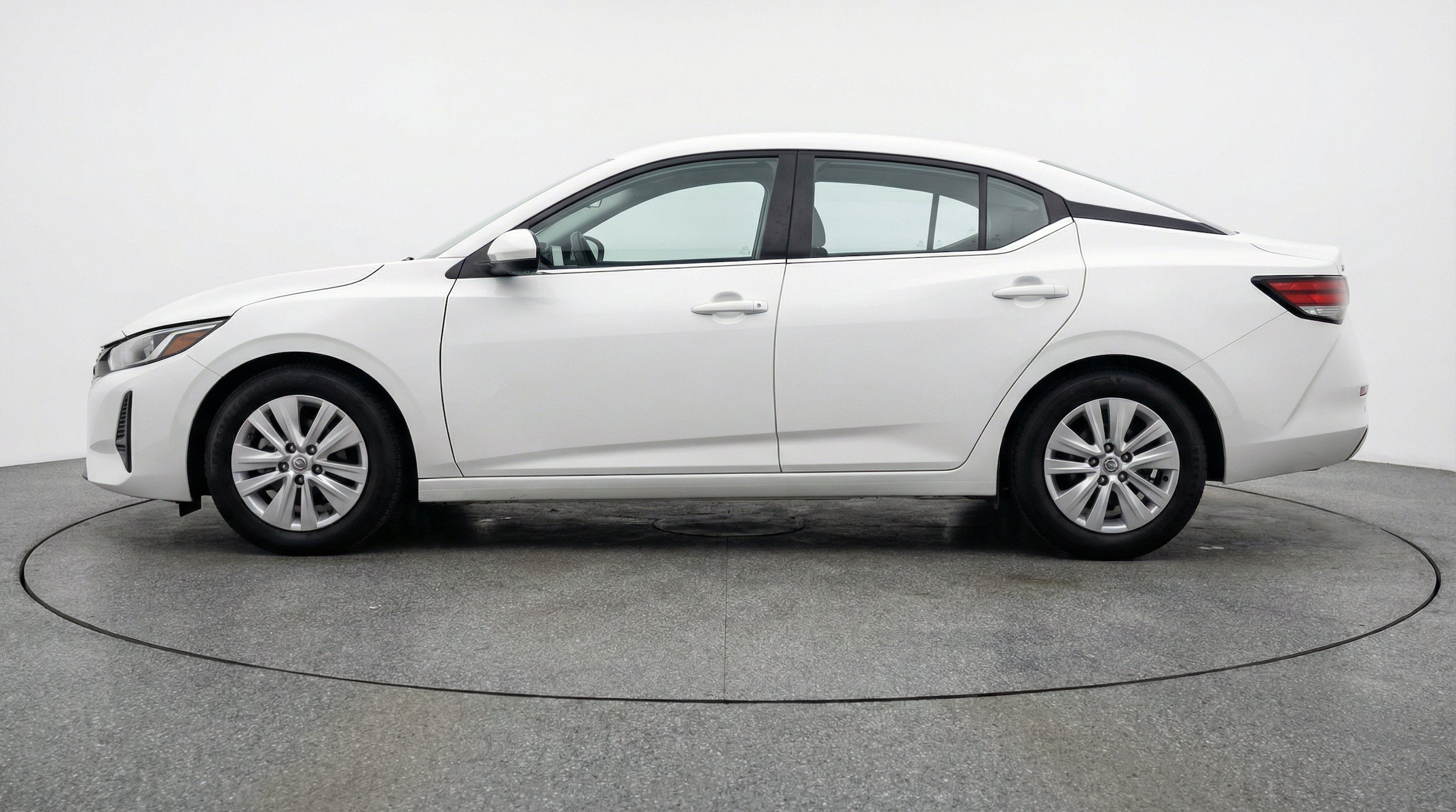 Thumbnail: 2025 Nissan Sentra - 5