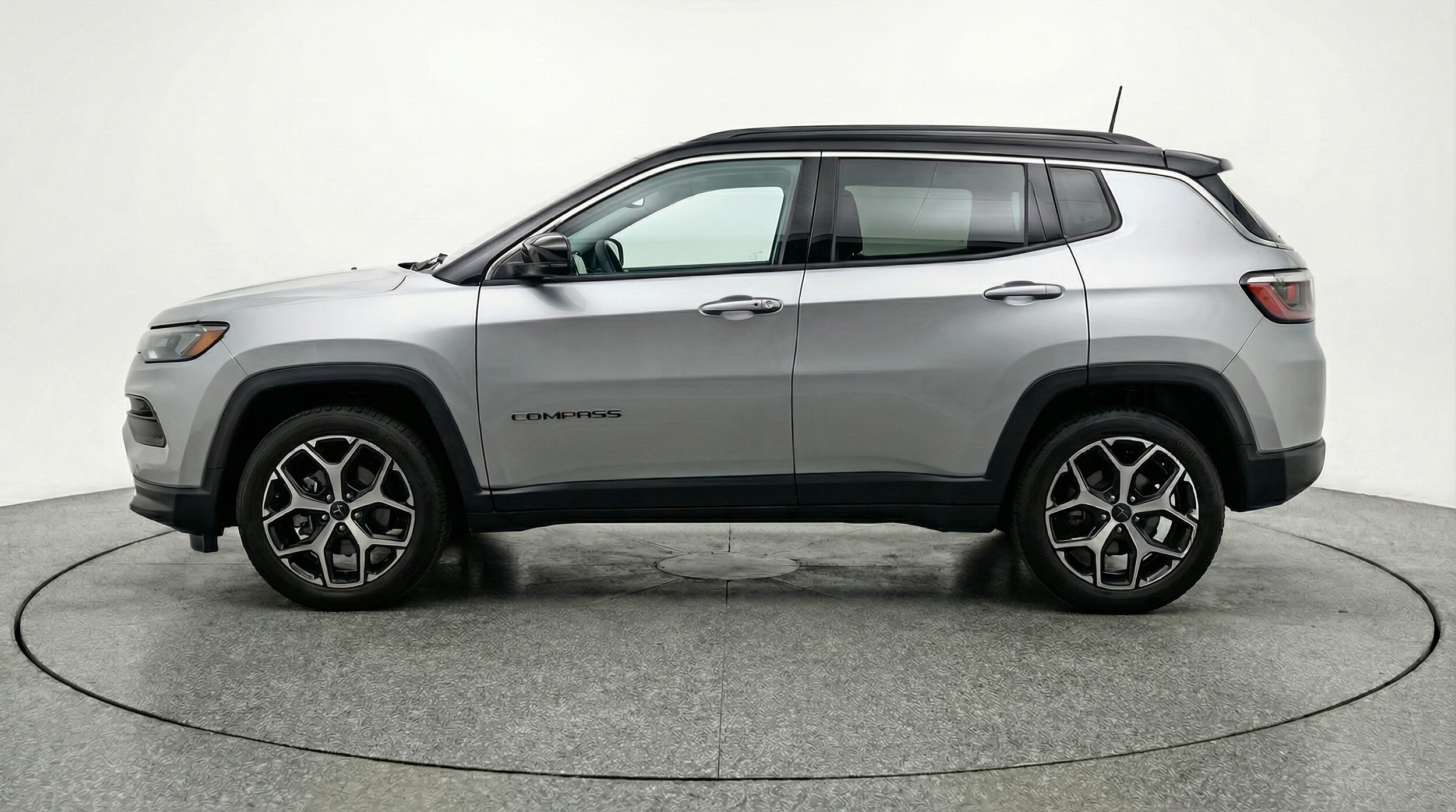 Thumbnail: 2025 Jeep Compass - 4