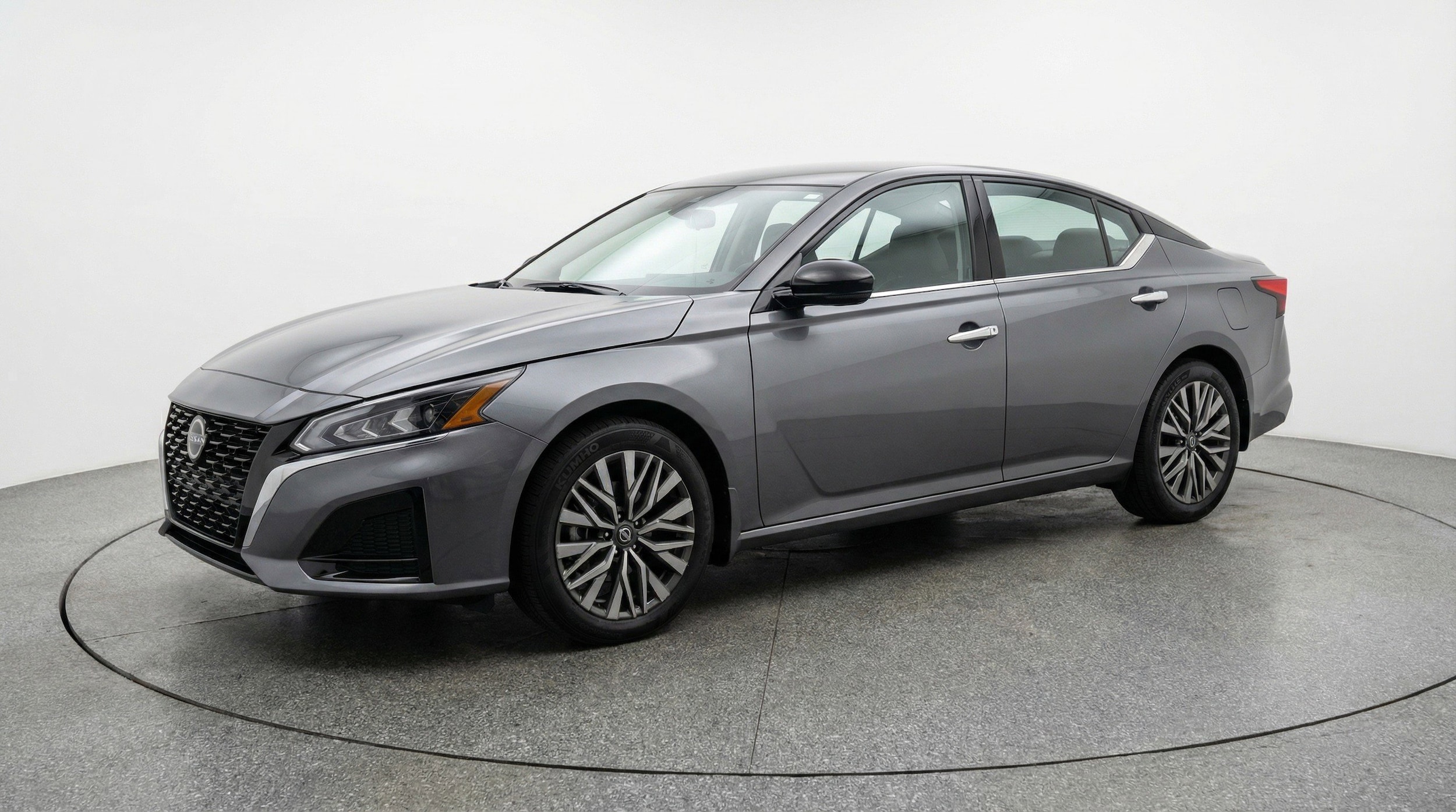 Thumbnail: 2025 Nissan Altima - 3