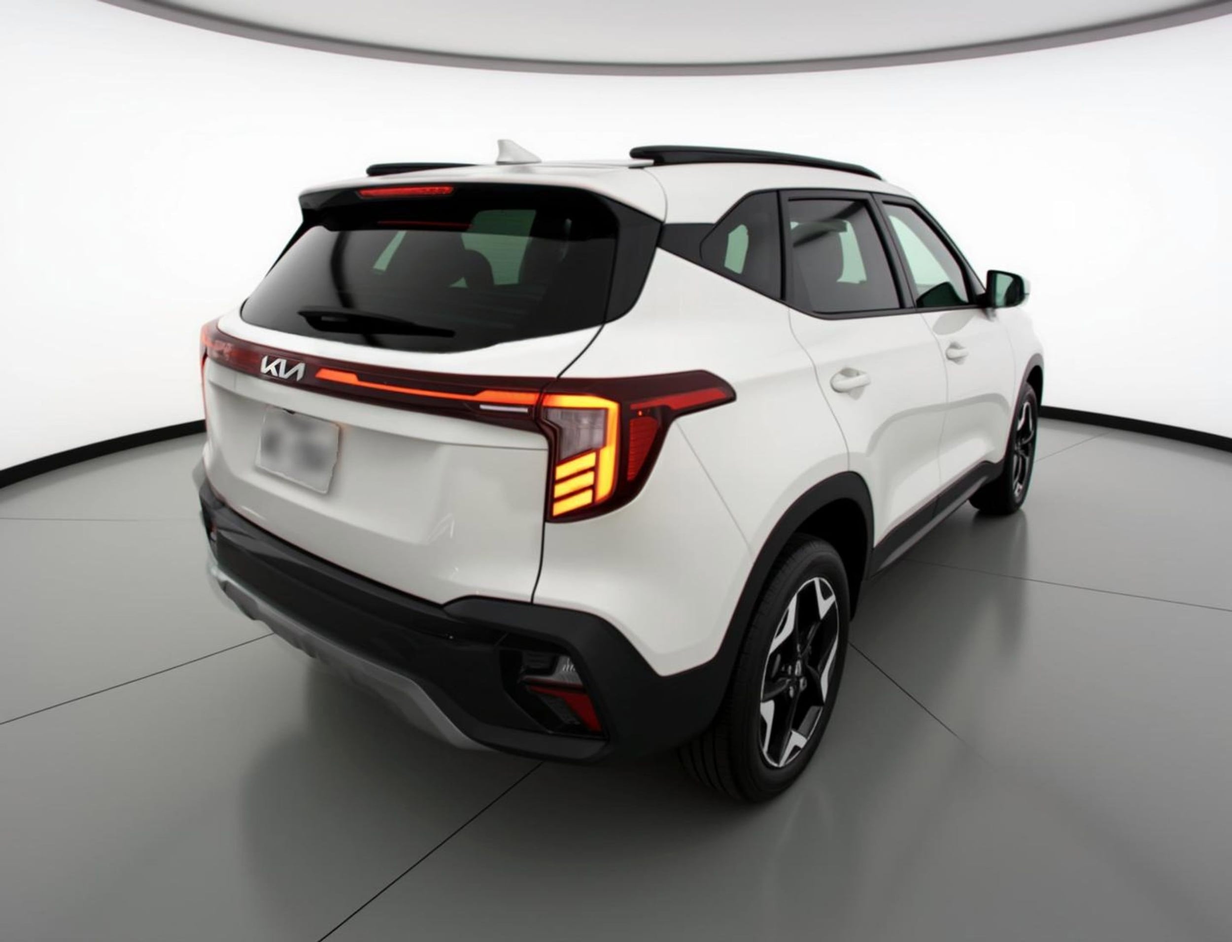 Thumbnail: 2025 Kia Seltos - 9