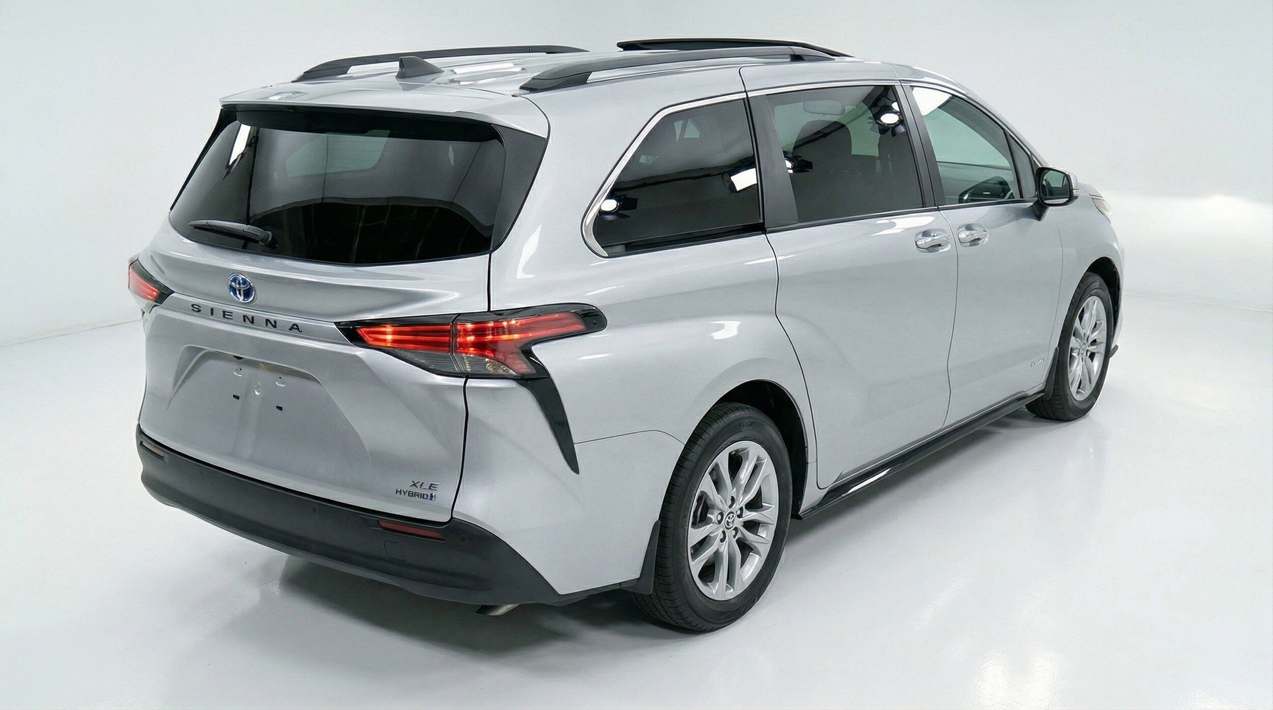Thumbnail: 2024 Toyota Sienna - 9
