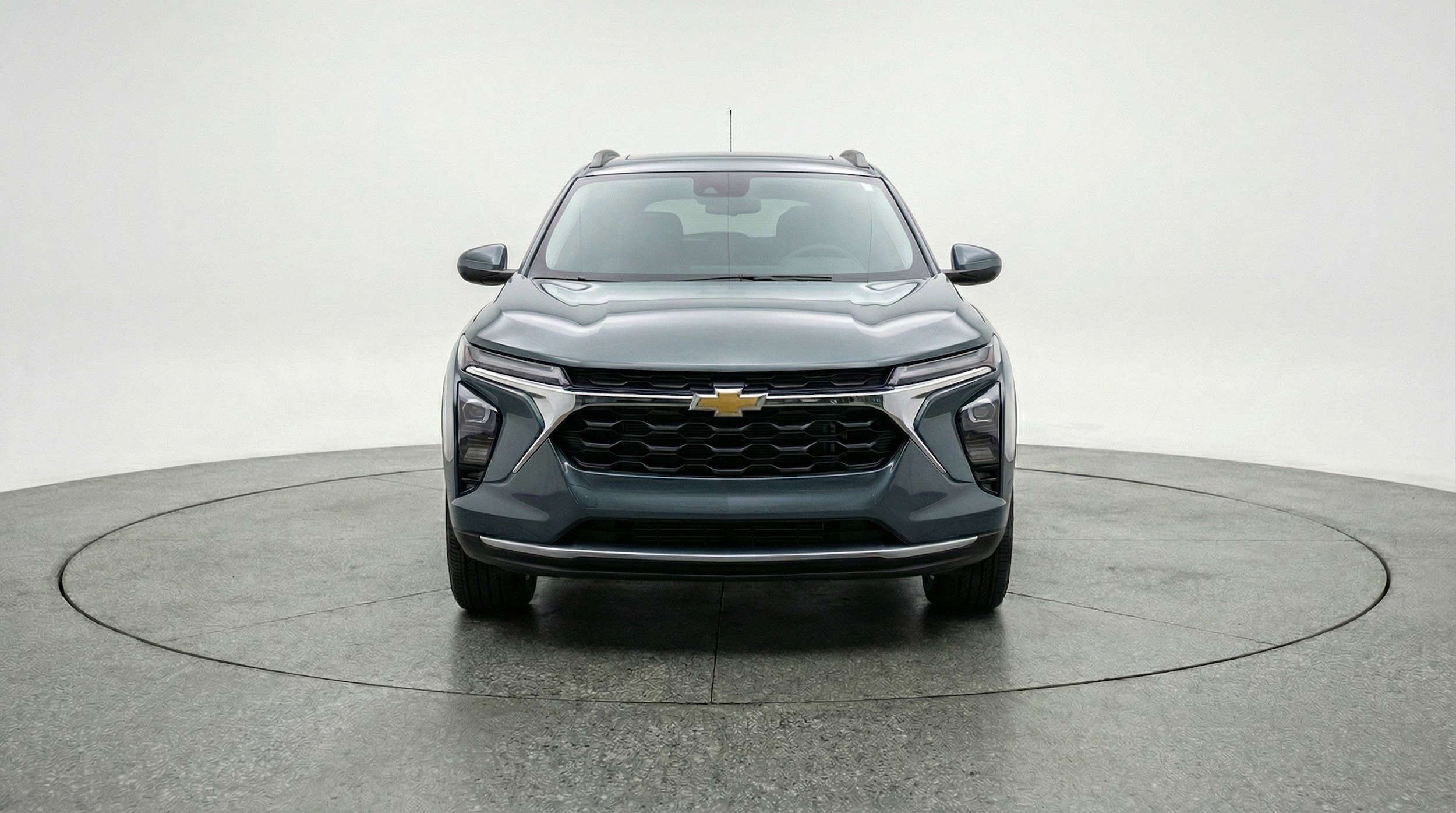 Thumbnail: 2025 Chevrolet Trax - 2