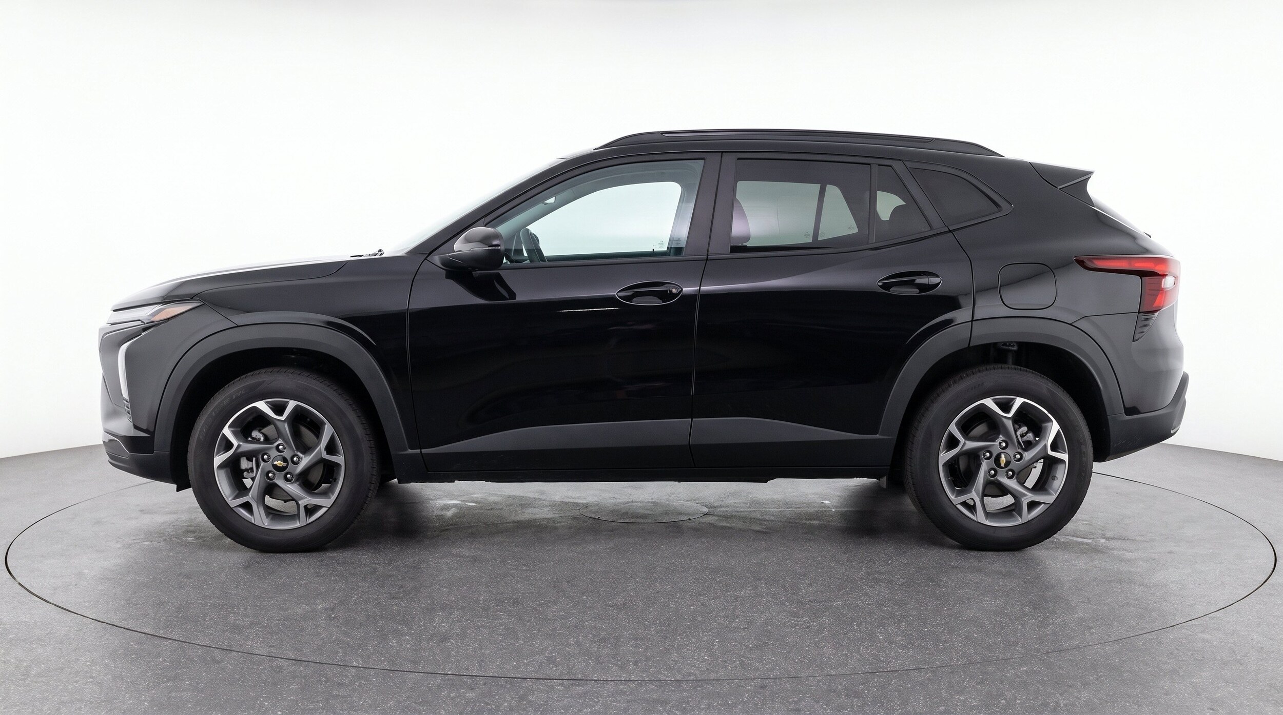Thumbnail: 2025 Chevrolet Trax - 5