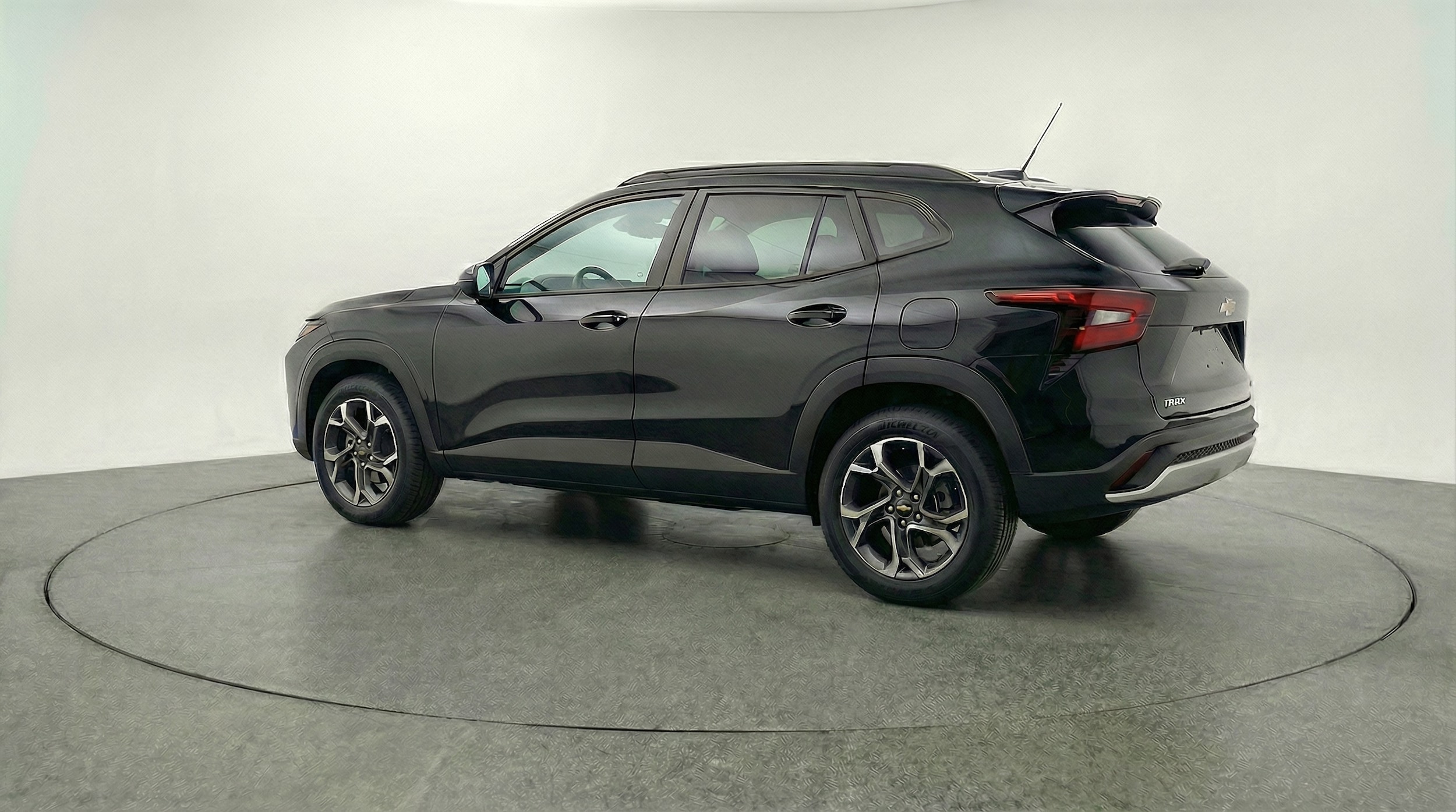 Thumbnail: 2025 Chevrolet Trax - 5